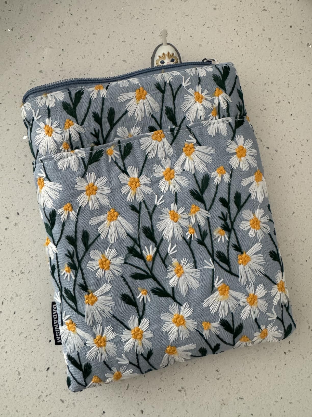 Dadanism 6-7 Inch Embroidered Daisy Padded Sleeve for E-Reader, White Daisy | Protective Sleeve Case for 7