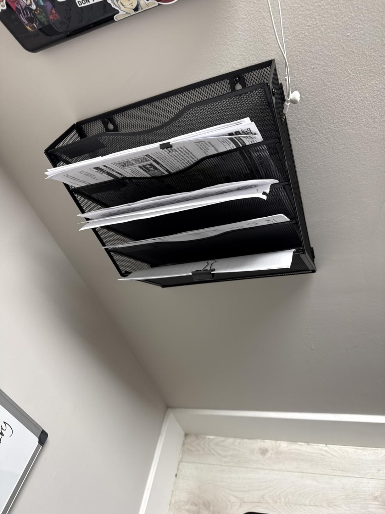 Gawerk 5 Tier Hanging Wall File Organizer, Mesh Mail Paper Orgnization Hanging File Folder Holder for Home Office, Black customer photo 1