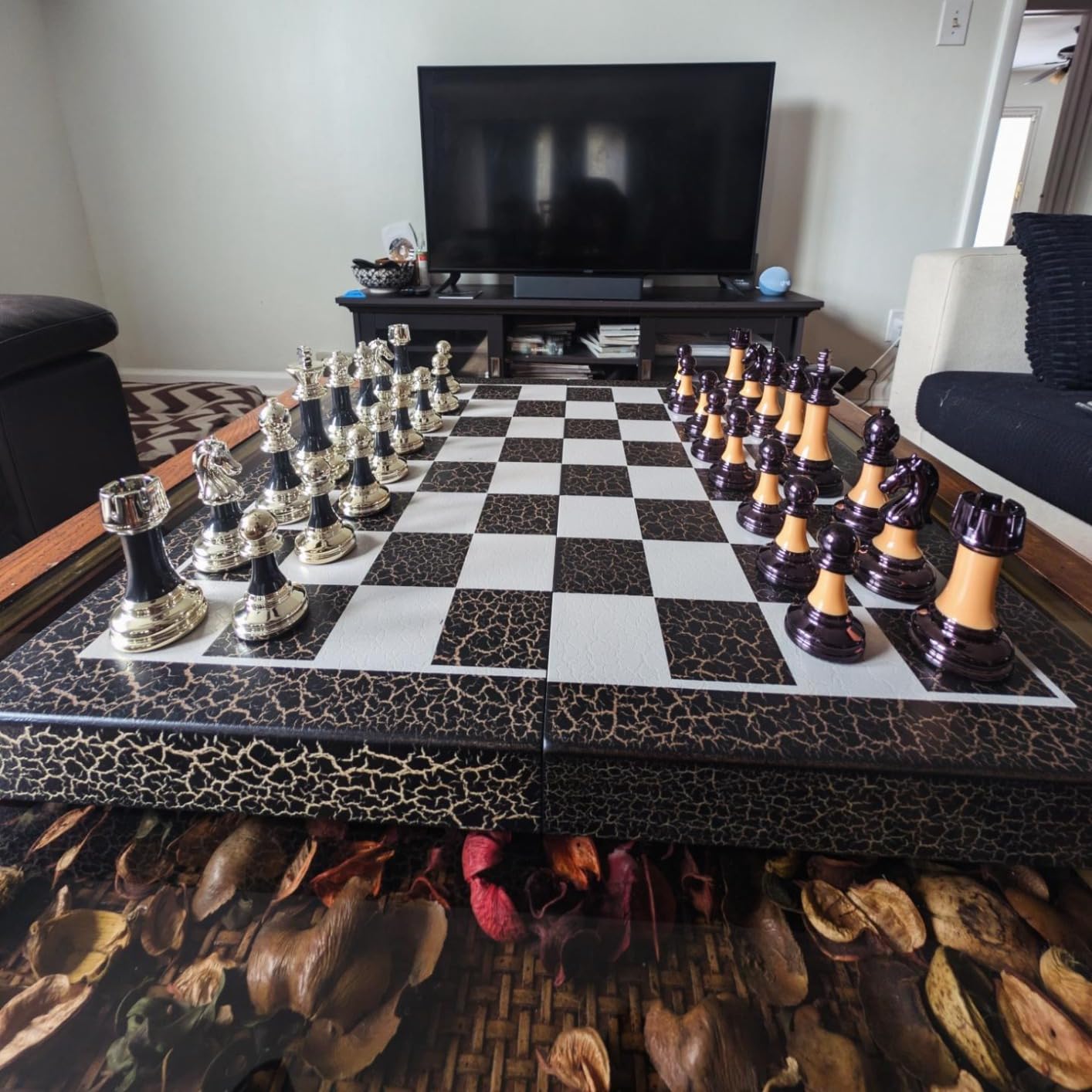 Renaissance Knight 3D Chess Set - Unique Chess Board Set - Durable Gold and Silver Metal Pieces - Tempered Glass Board and Polyresin Base customer photo 1