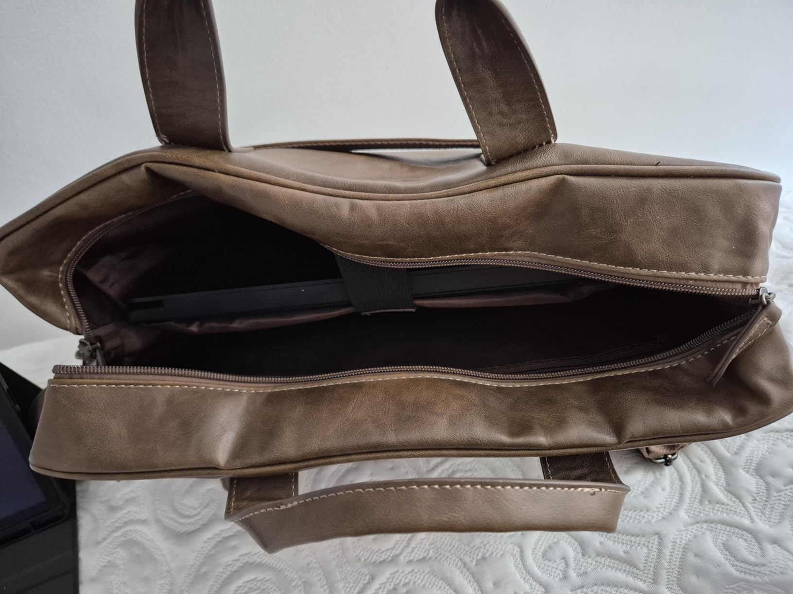 RAINSMORE Mens Laptop Bag 16 Inch Leather Briefcase Vintage Messenger Bag | Waterproof, Large Crossbody Shoulder Office Computer Bag customer photo 2