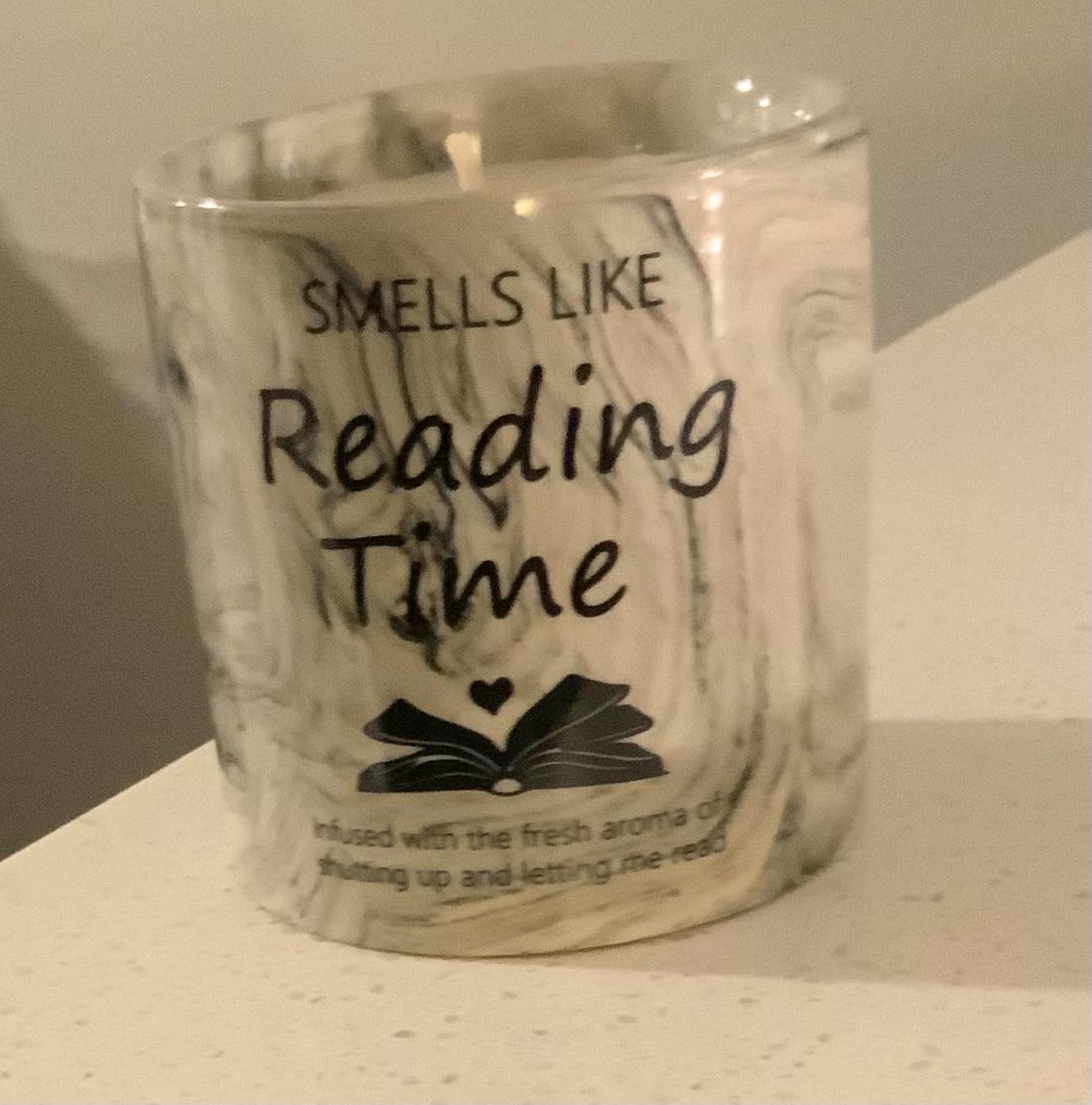 Book Lovers Gifts - Bookish Bookworm Gift for Women, Christmas Birthday Gifts for Librarian Readers Author, 6 Oz Book Lovers Candle Gift customer photo 2