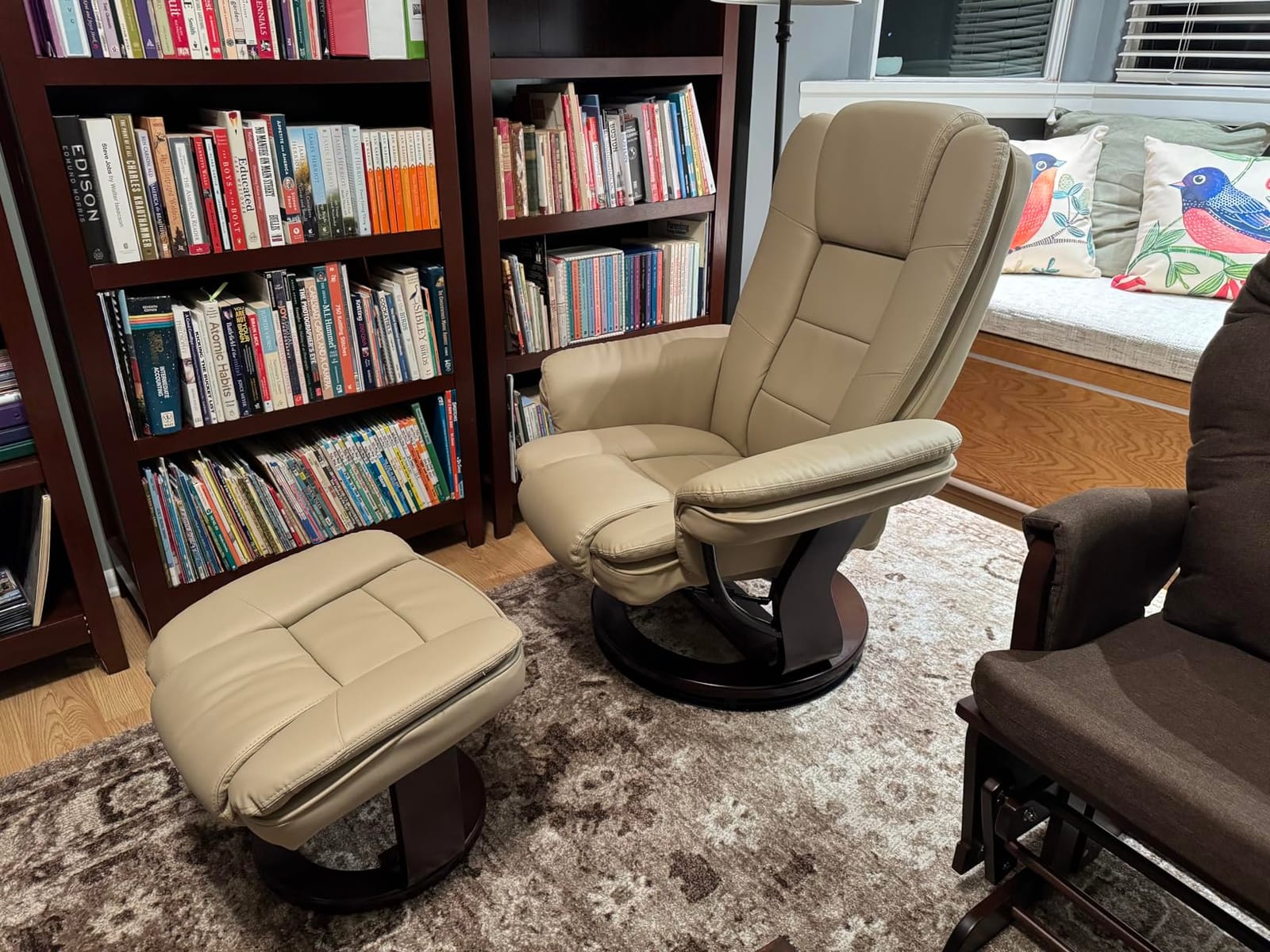 Swivel Recliner Chair with Ottoman Reclining Lounge Sofa Footrest, Set of 1 | 360°Sturdy Wood Base, Soft Faux Leather, Upholstered Ultra-Plush Foam, Modern Armchair, Living Room Bedroom Office Reading customer photo 1