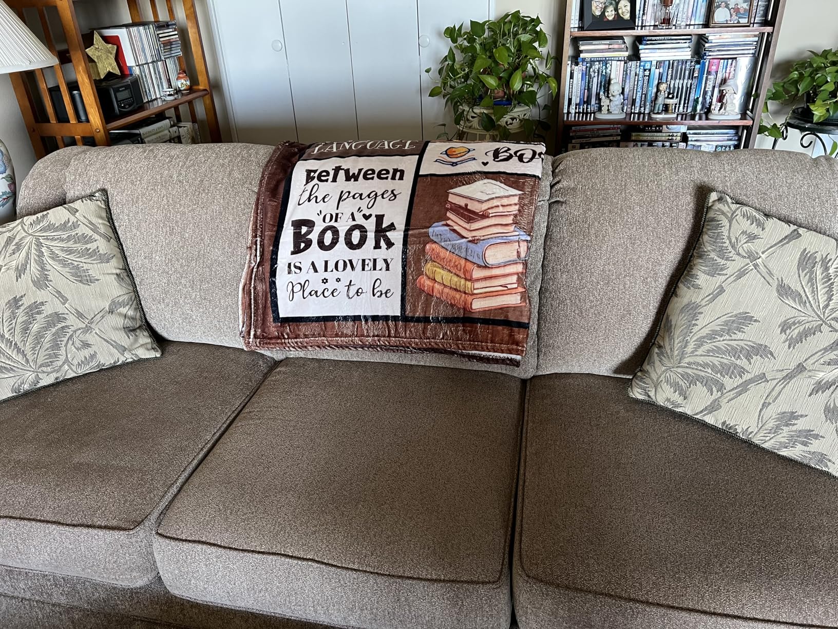 BAOERN Book Lovers Gifts for Women, Reading Blanket for Book Lovers 50