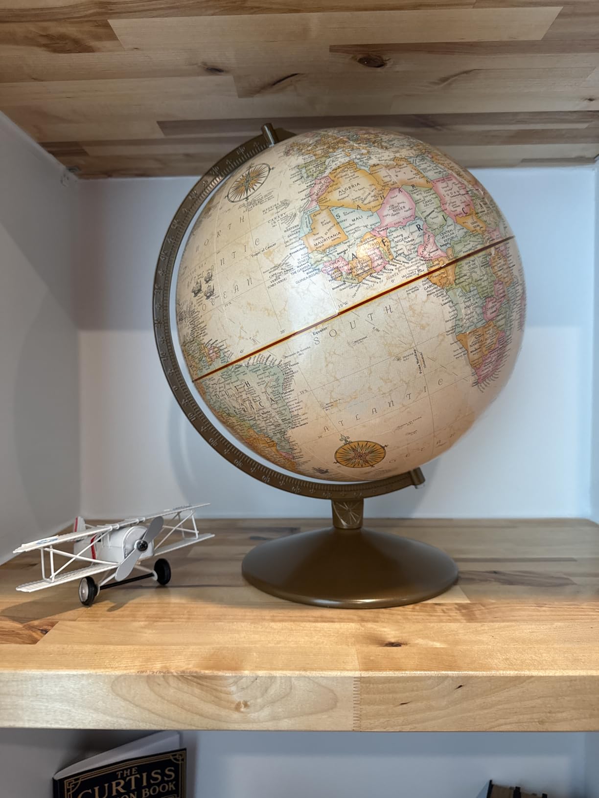 Replogle Globes Franklin World Globe, Antique Ocean, 12-Inch Diameter, Raised Relief (3-Dimensional Relief for Mountain Ranges). Easy to assemble globe features over 4000 place names customer photo 1