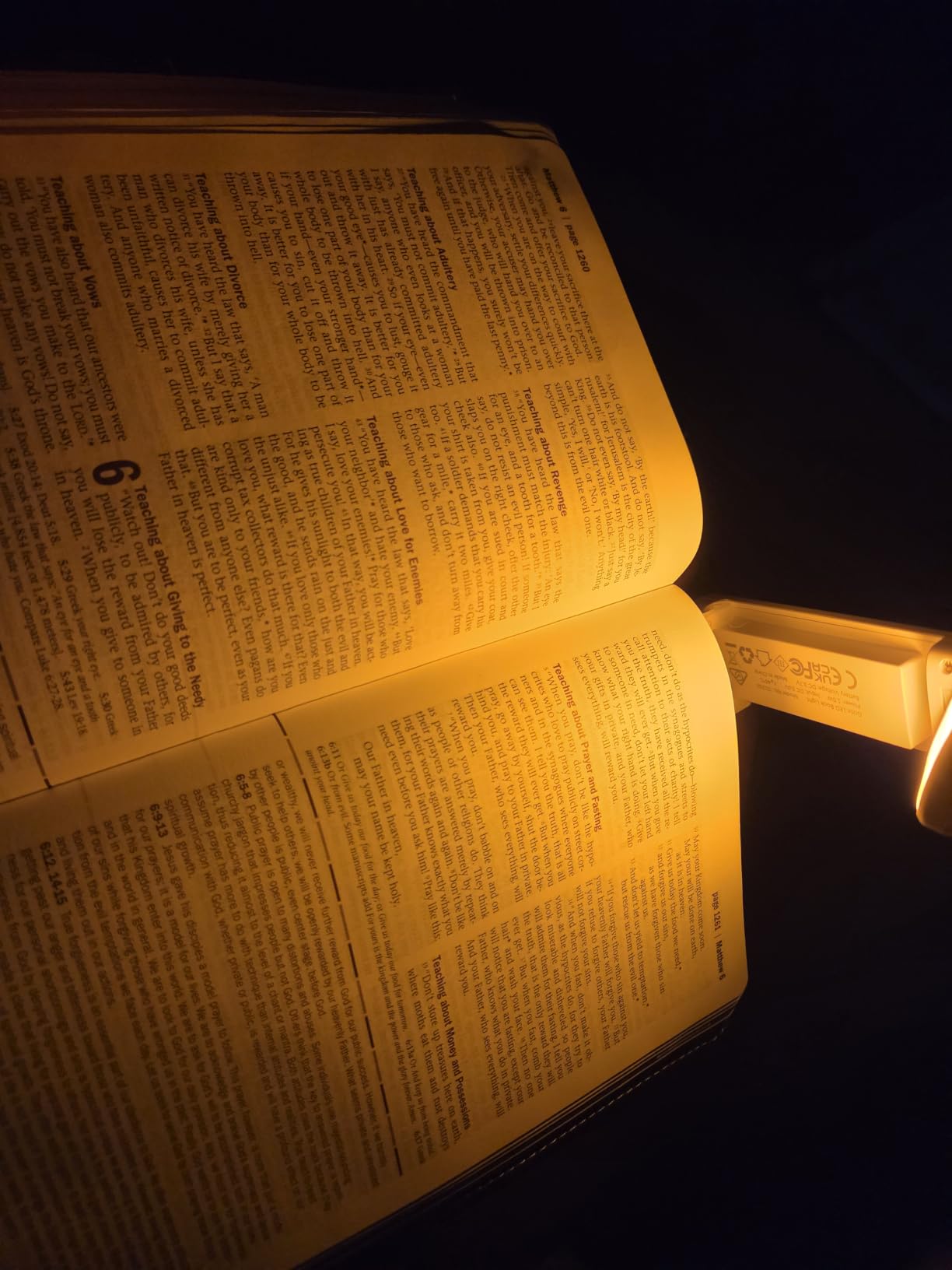 Gritin Book Light Rechargeable, Clip on LED Reading Light for Books in Bed | Eye Caring 3-Color and 5-Brightness, Stepless Dimming, Long Lasting, Compact Size Flexible Book Lamp for Bookworms customer photo 2