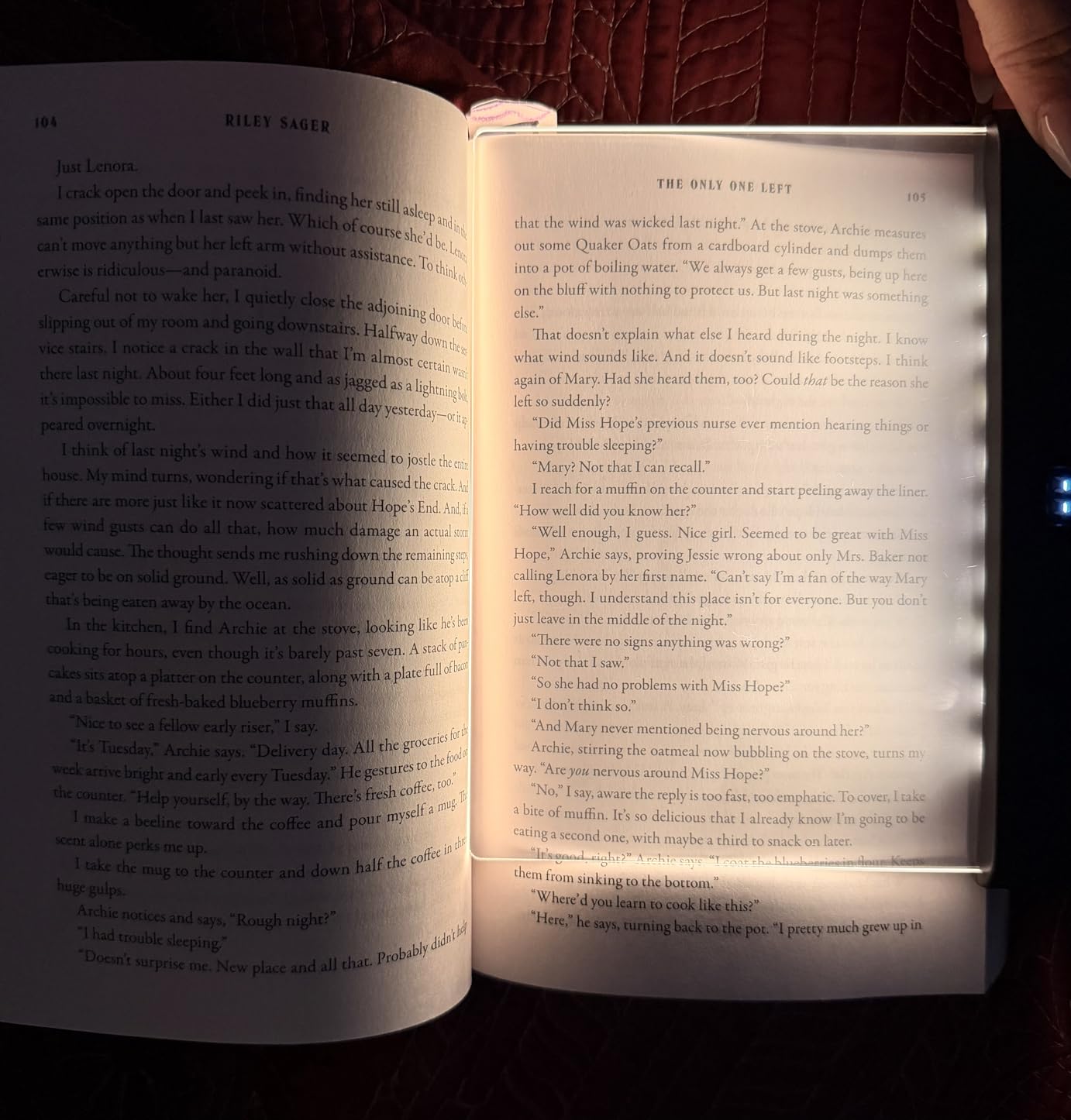 Flat Book Light, Rechargeable LED Reading Light for Reading in Bed at Night - Dimmable Book Full Page Light with 3 Color Temps customer photo 1