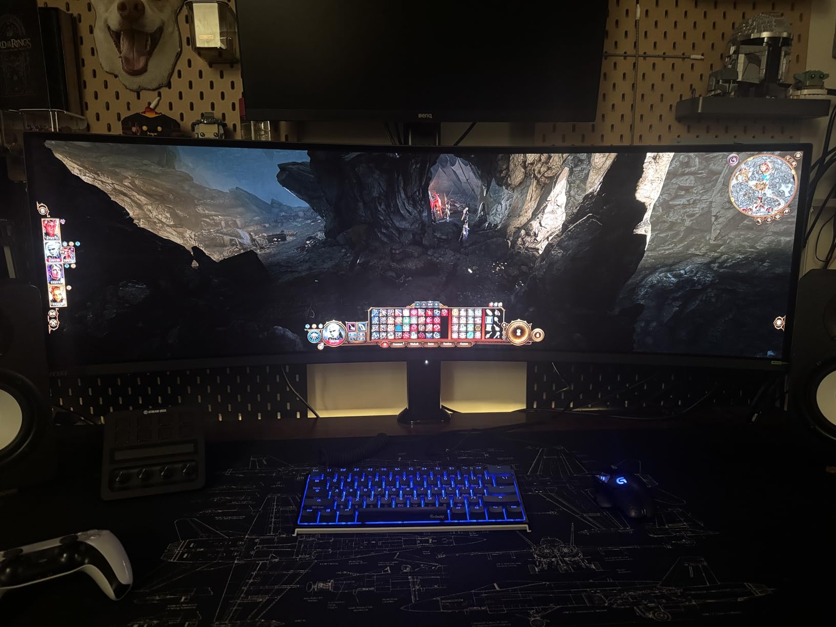 msi MPG 491CQPX QD-OLED 49-inch QD-OLED 5120 x 1440 (DQHD) Computer Monitor, 240Hz, G-SYNC Compatible, HDMI, Display Port, VGA Port, VESA Mountable, Tilt, Height Adjustable, Speaker, 0.03ms, Black customer photo 2