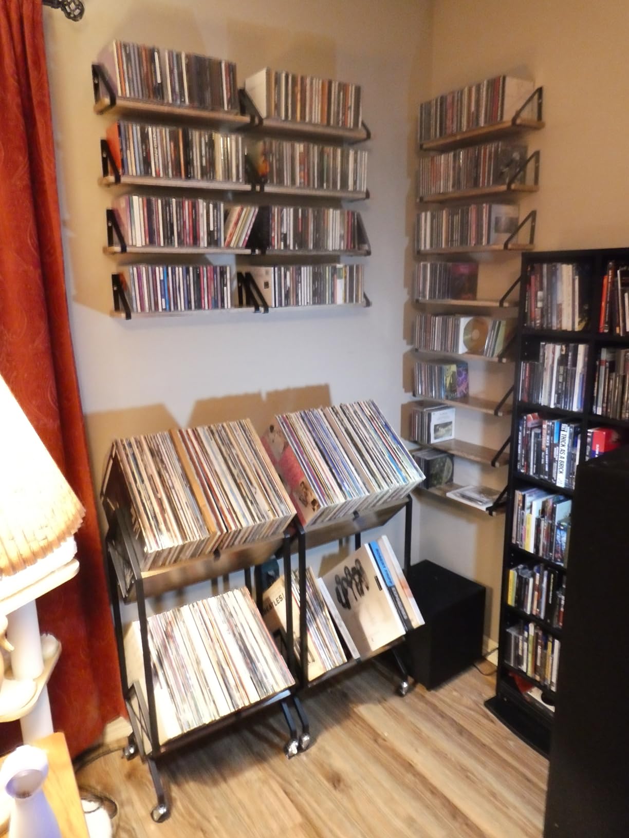 SwaaVee Vinyl Record Storage Holder with Wheels, 2-Tier Record Holder 160-200 LP with Dividers, Retro Style Quick Assembly Vinyl Record Display for Albums, Magazine, Book, Files (2 Tier- Rustic Brown) customer photo 2
