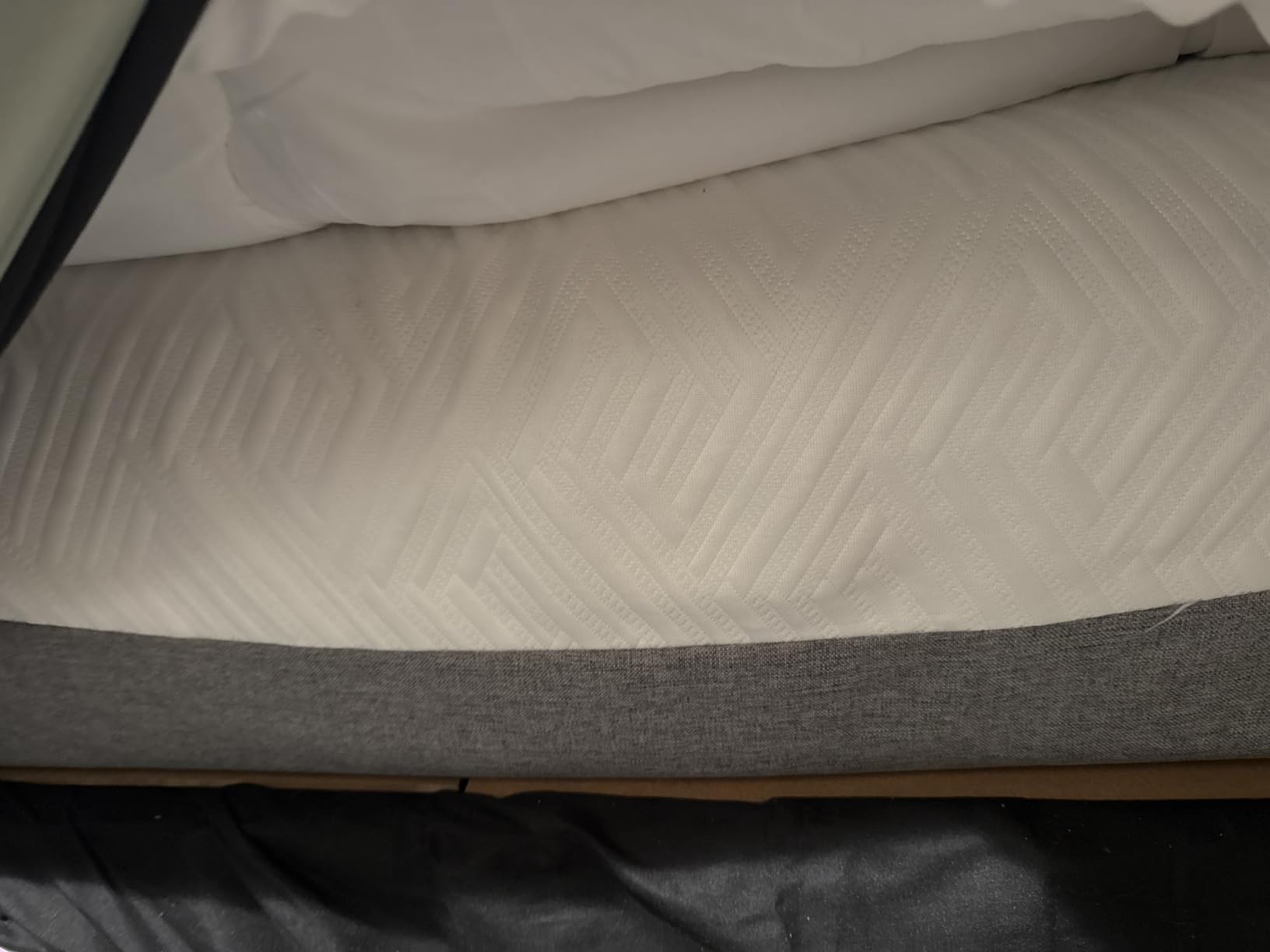 Novilla Bliss Mattress King Size, 14 Inch Gel King Memory Foam Mattress customer photo 2