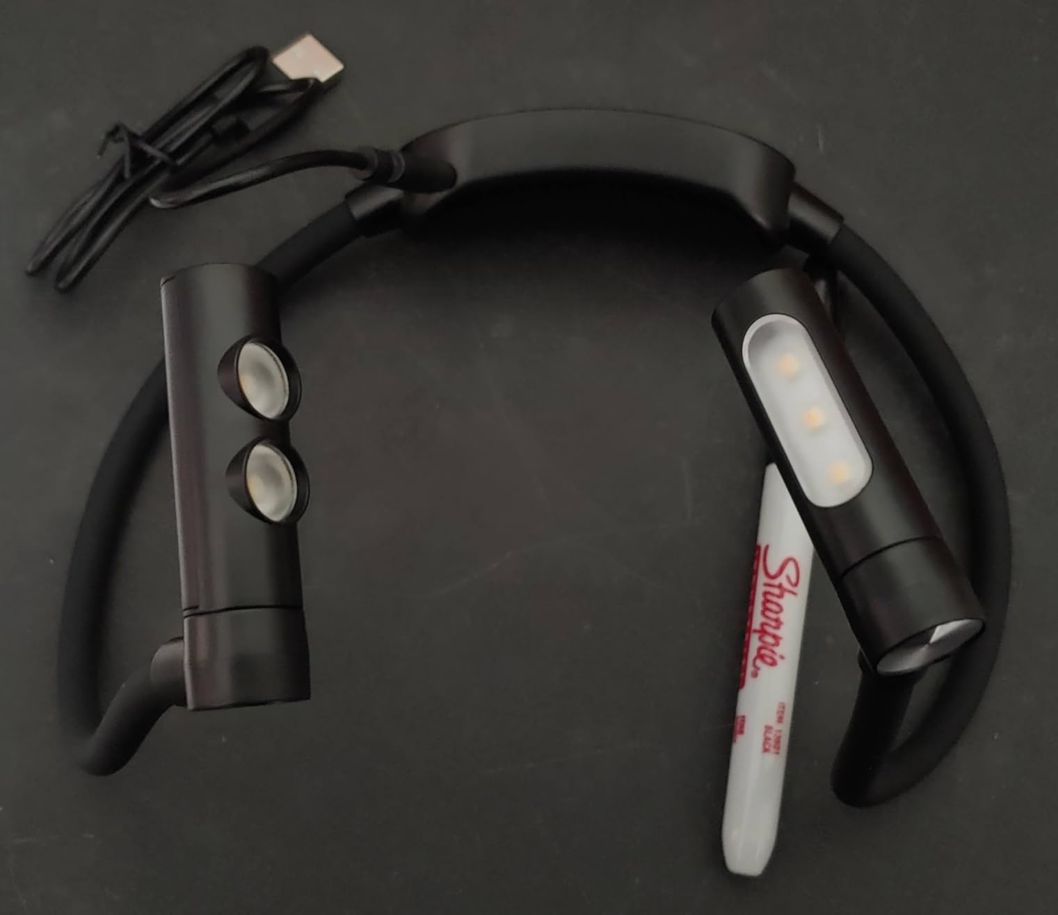 LED Neck Reading Light, Bendable Rechargeable Book Light 110-hr Lasting, Neck Light for Reading in Bed, Craft, Knitting, Cross Stitch, 1800mah, Silicone, Stepless Dimming 3 Colors, Magnetic Lock customer photo 1