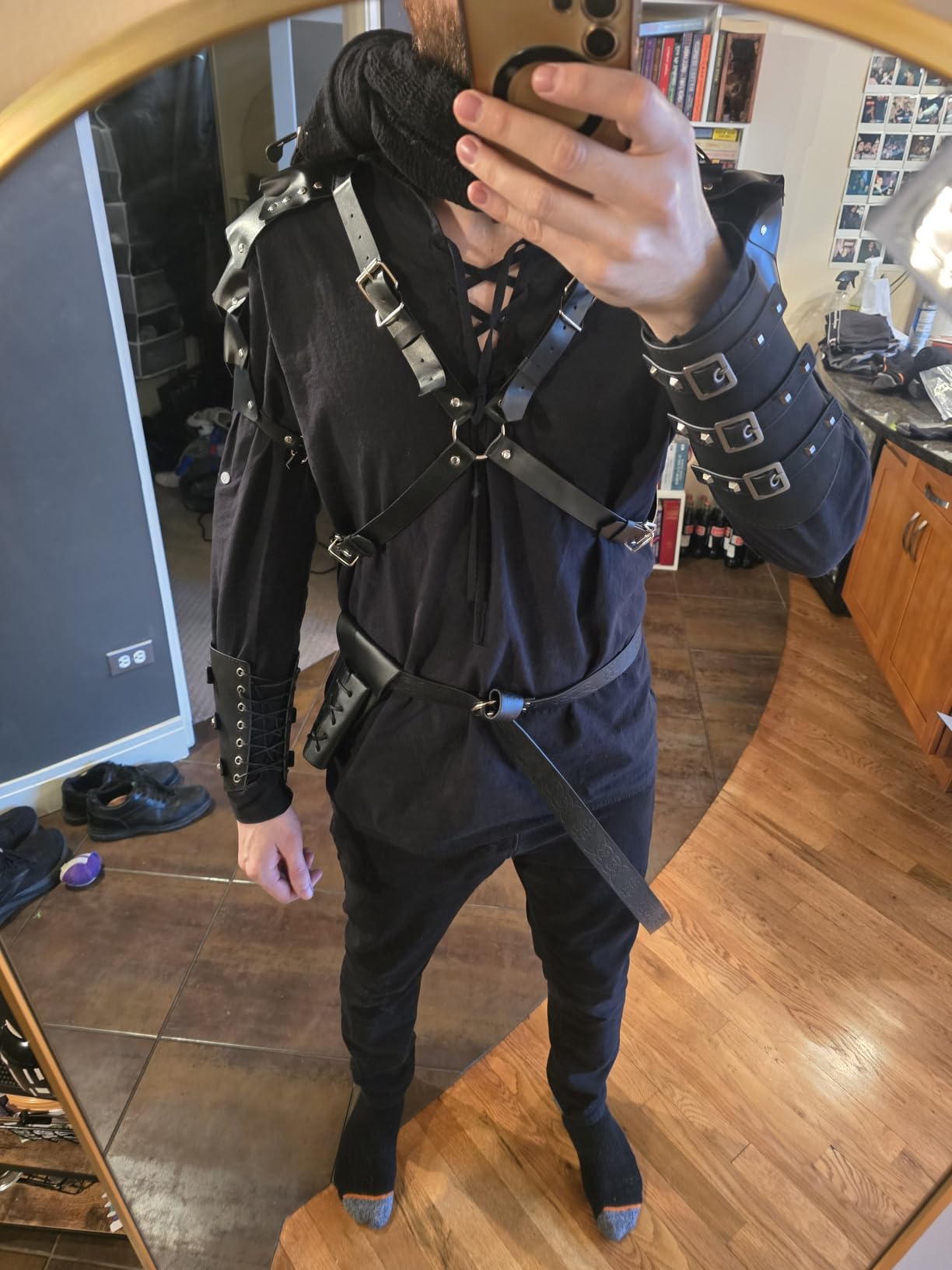 Fasouna 7 Pcs Men's Renaissance Costume Set Medieval Pirate Shirt Viking Shawl Belt Shoulder Armor Sword Bag Cosplay (Medium) customer photo 1