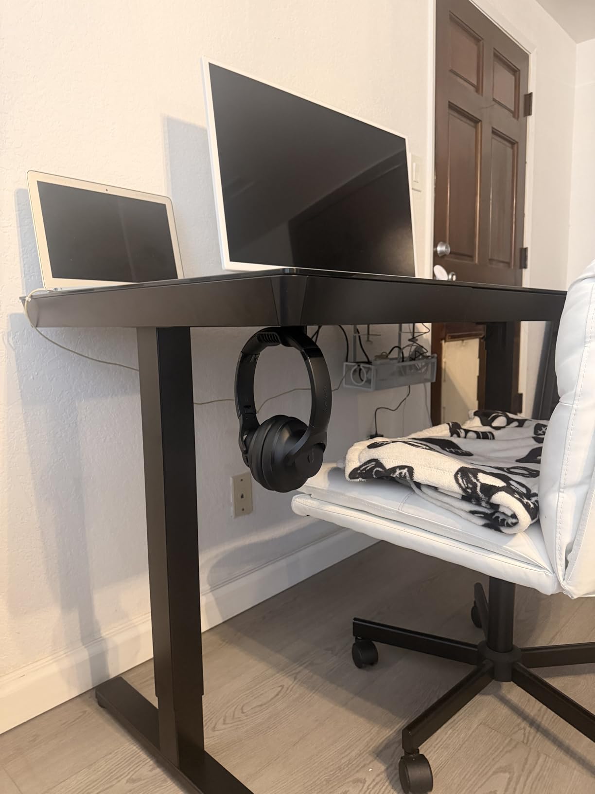 Marsail Glass Standing Desk with Drawer, 48 x 24 inch Electric Standing Desk, Height Adjustable Desk with One-Piece Tabletop & USB Charging Ports, Sit Stand Desk with Storage customer photo 2