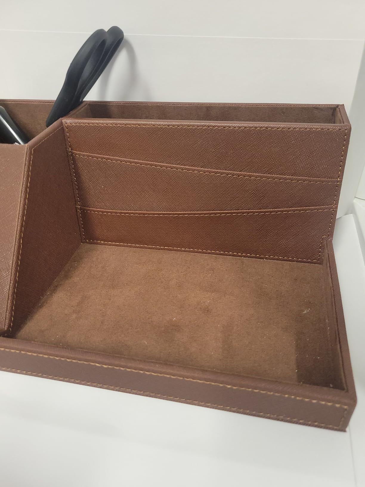Fast Wireless Charging Station with Desk Organizer for iPhone 17/16/15/15 Pro/14/14 Pro Max/14 Pro/14 Plus/13/13 Pro Max/13 Pro/and iPhone 12/11 Series, Nightstand Desktop Organizer, Brown customer photo 2