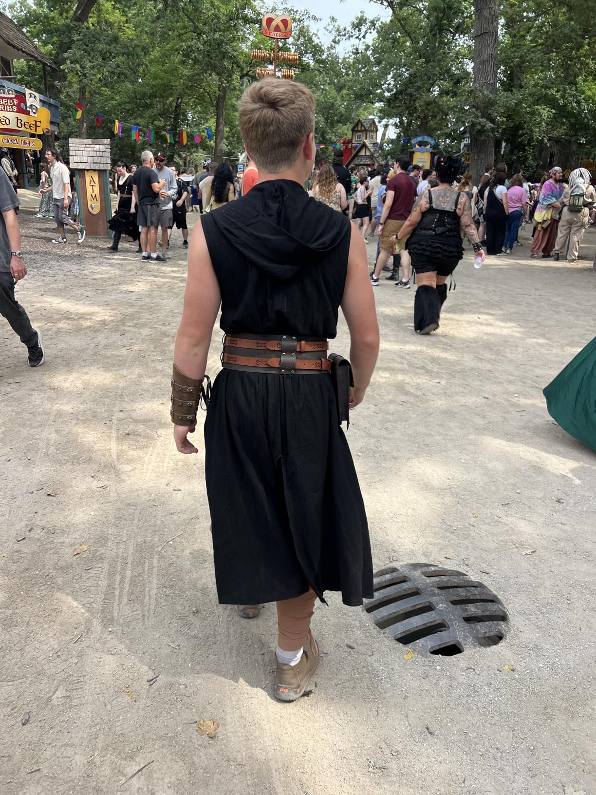 L'VOW Men's Medieval Hooded Surcoat Renaissance Tabard Tunic Cloak | Sleeveless Vest for Assassin Knight Ranger Hobbit Cosplay, Halloween LARP Fantasy Ren Faire Viking Costume customer photo 1