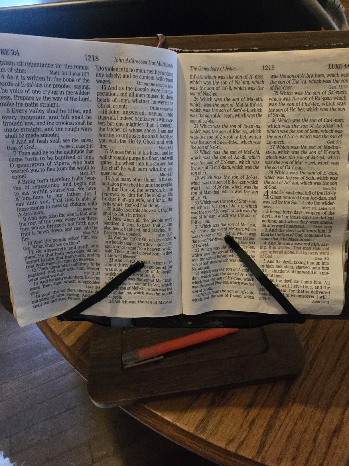 LOXP Book Stand for Reading, 360° Rotating Holder with Page Clip, Ergonomic, Adjustable height angle, Hands-free, anti-slip base, Fits tablets cookbooks magazines laptops customer photo 2