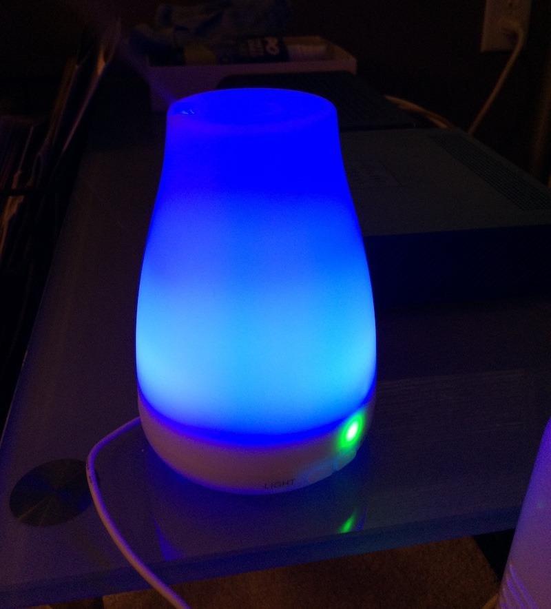 URPOWER 150ML Essential Oil Diffusers for Home, Ultrasonic Aromatherapy Diffuser with 7 Color Changing Lights, Timer & Auto Shut-Off customer photo 2