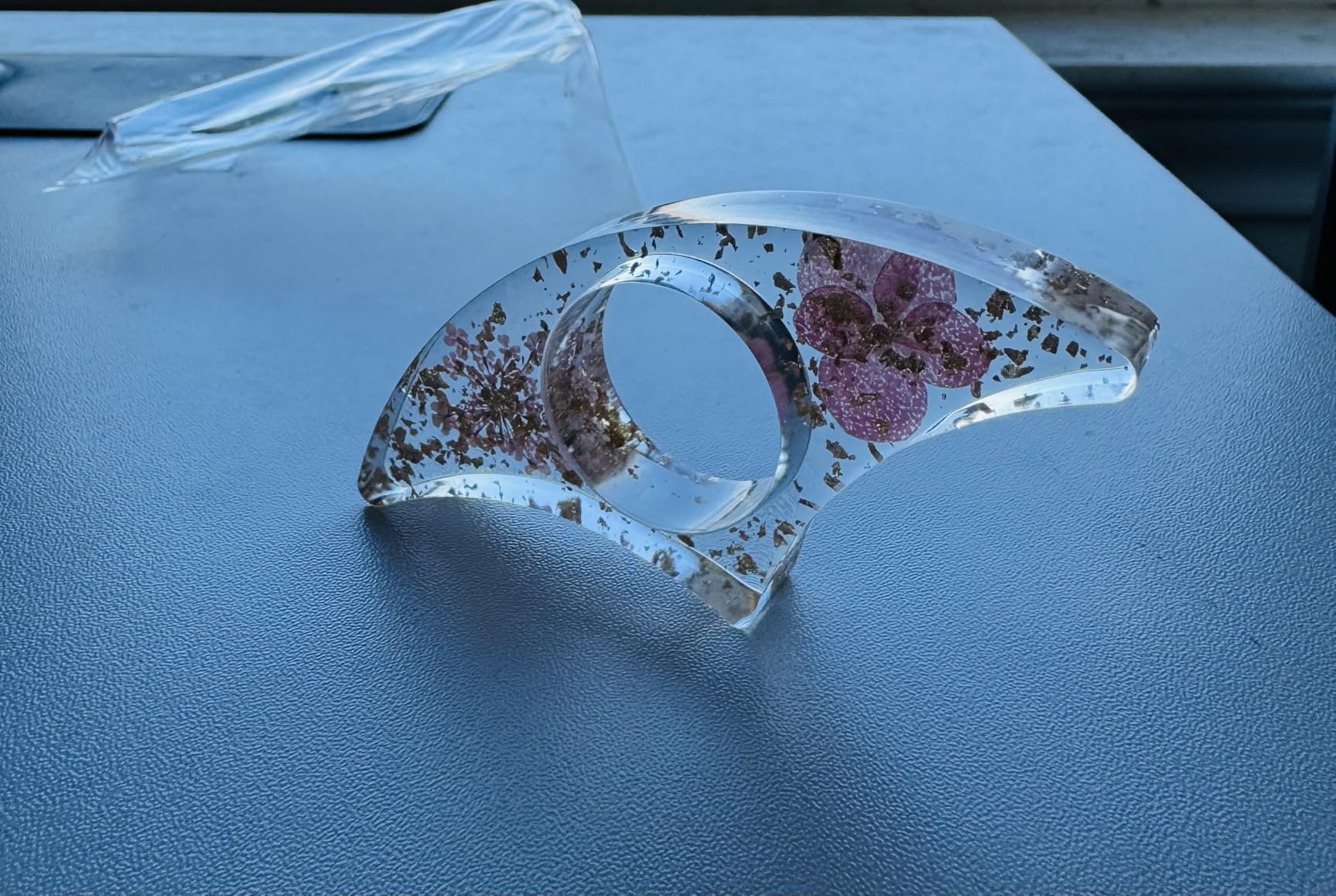 4 Pcs Books Page Holder Dried Flower Resin Transparent Bookmark Thumb Bookpage Holder Reading Accessory Book Clips to Hold Books Open Book Accessories Gift for Reading Lovers Teachers Students customer photo 1