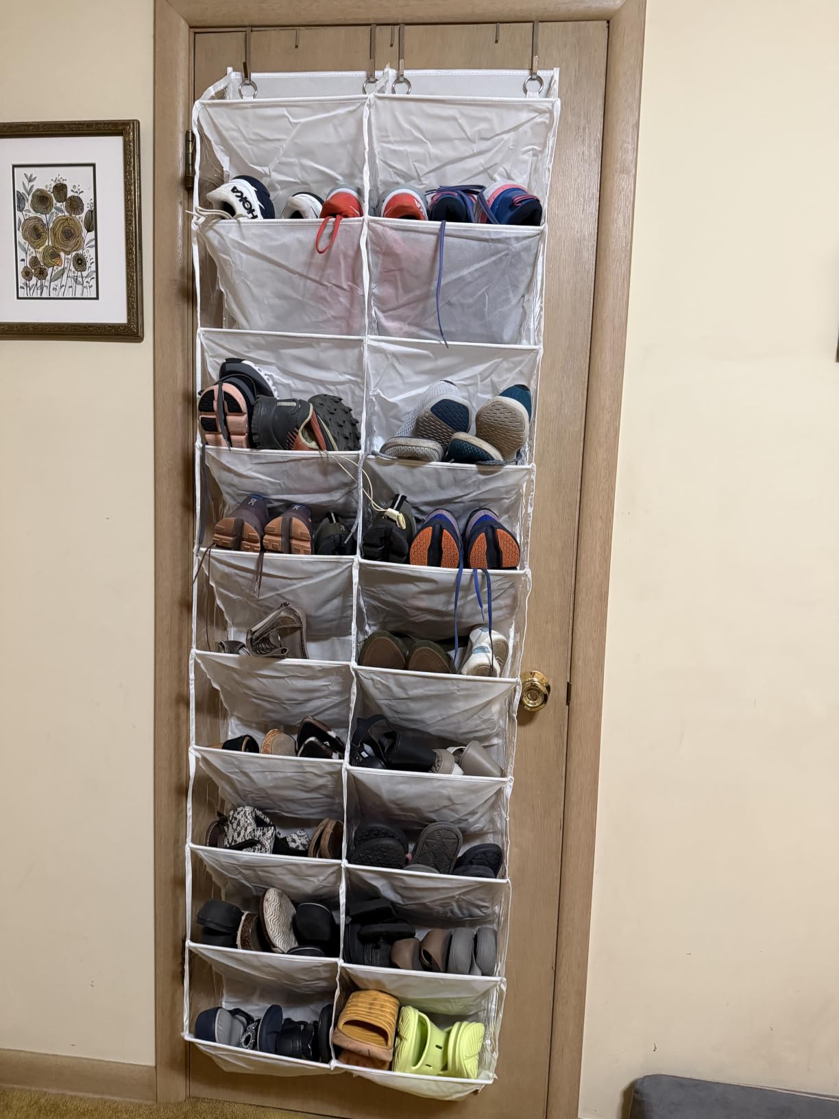 UVIAHOMI 20-30 Pairs Over the Door Shoe Organizer, Clear Pockets Hanging Shoe Storage for Closet, 10-Tier Door Shoes Rack, Handing Shoes Holder Fit All the Family's Sneakers, Boots, Heels, White customer photo 2
