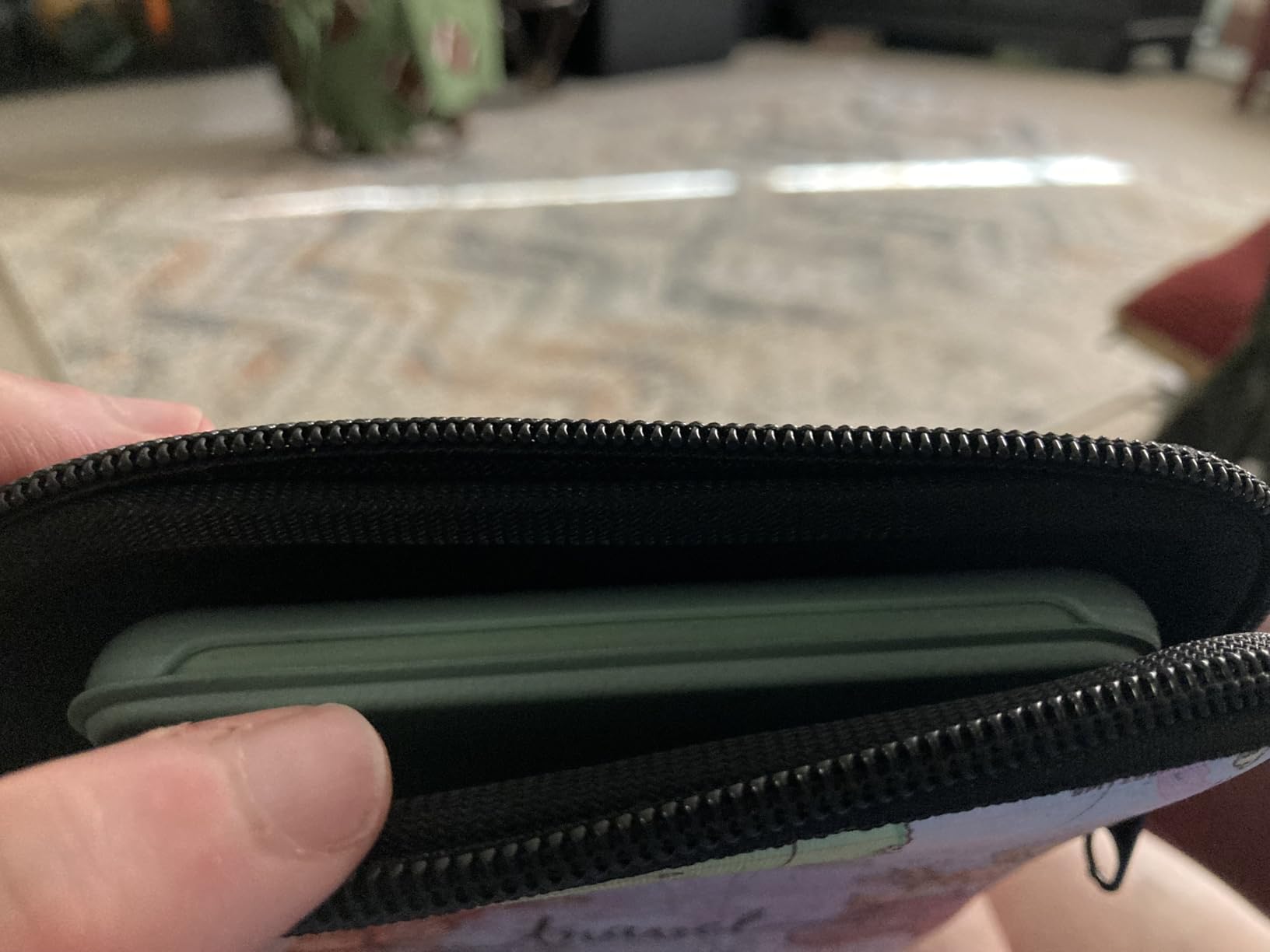 kwmobile Neoprene e-Reader Pouch Size 6