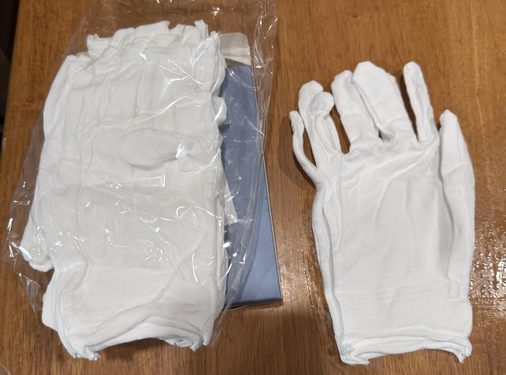 CoguZed 6 Pairs White Cotton Gloves for Jewelry & Art Handling - Thin Non-Latex Inspection Gloves for Coin Collecting, Craft Work - Unisex Size customer photo 1