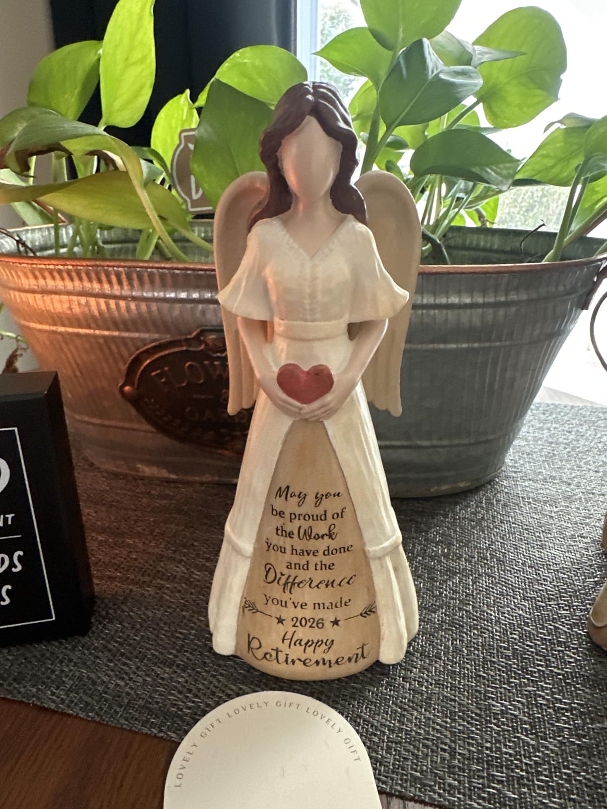 Storieme 2026 Retirement Angel with Heart Figurine Gift for Woman Nurse | 7.3