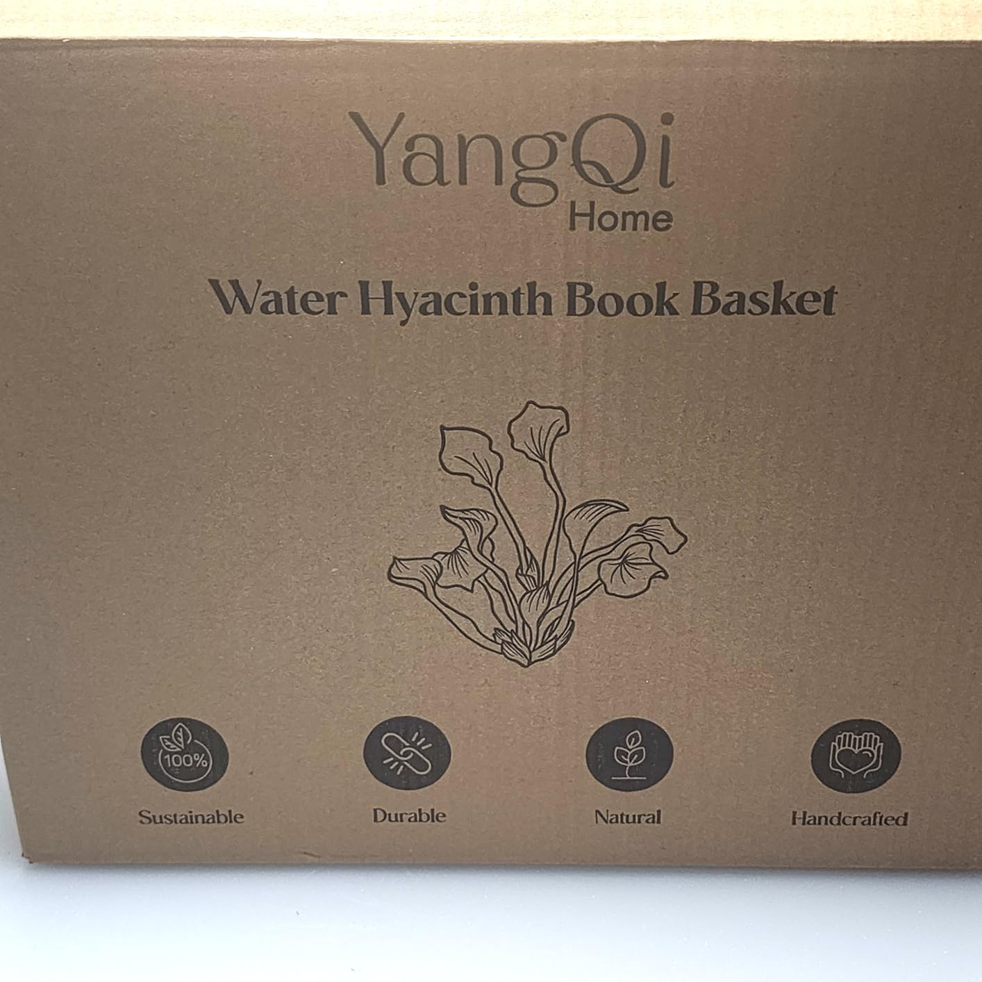 YANGQIHOME Wicker Magazine Holder, Handwoven Water Hyacinth Magazine Basket, Scalloped Book Basket with Handle, Divided Magazine Rack for Office, Bathroom, Living Room customer photo 2