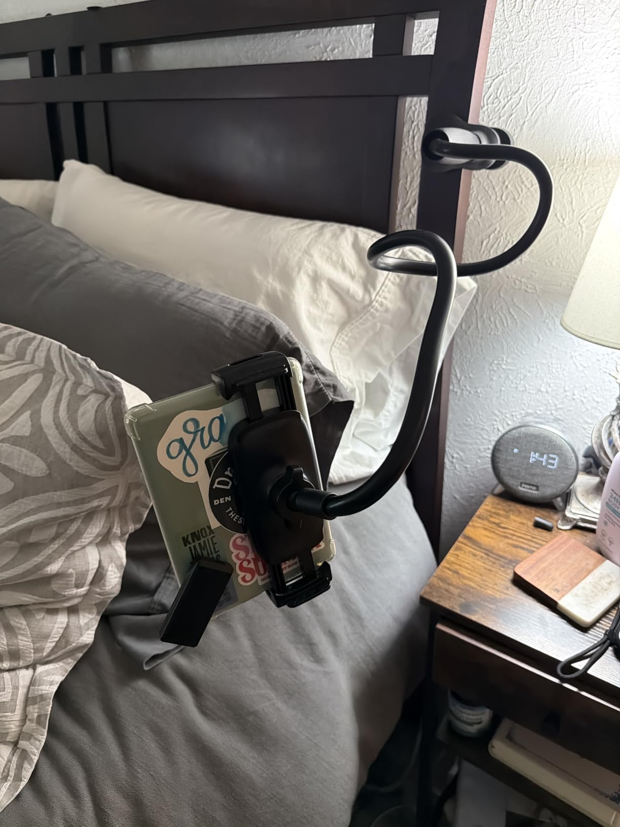 Lamicall Gooseneck Tablet Holder for Bed, Unique Tapered Flexible Arm, Fully Adjustable iPad Kindle Holder Stand for Reading in Bed customer photo 2