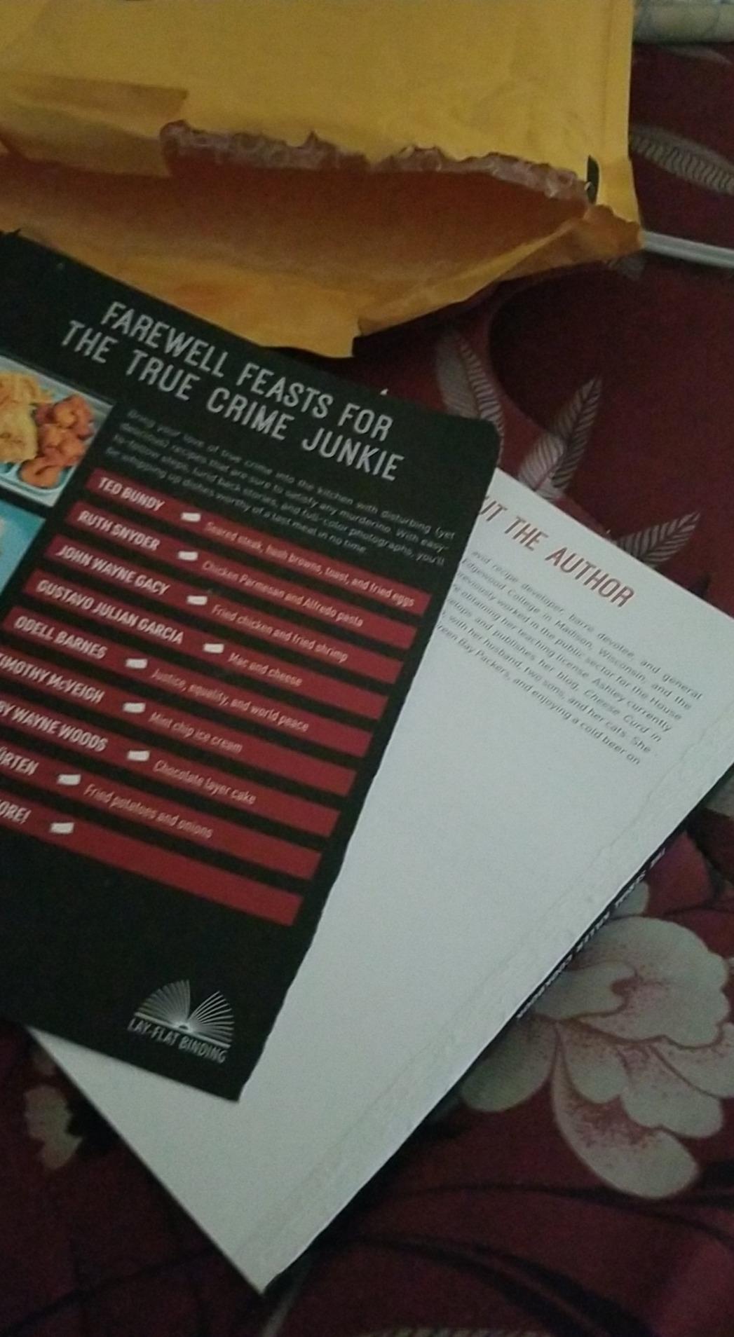 The Serial Killer Cookbook: True Crime Trivia and Disturbingly Delicious Last Meals from Death Row's Most Infamous Killers and Murderers customer photo 1