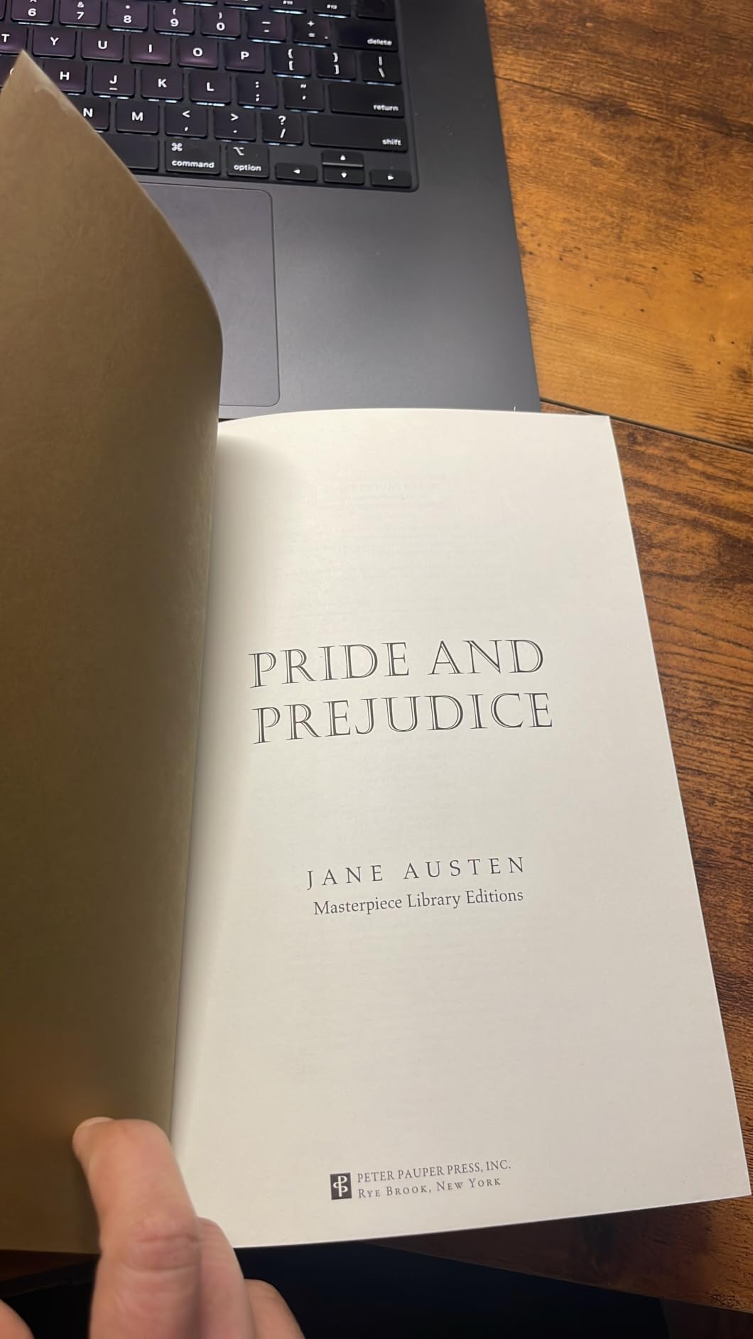 Pride & Prejudice (Deluxe Hardbound Edition) customer photo 2