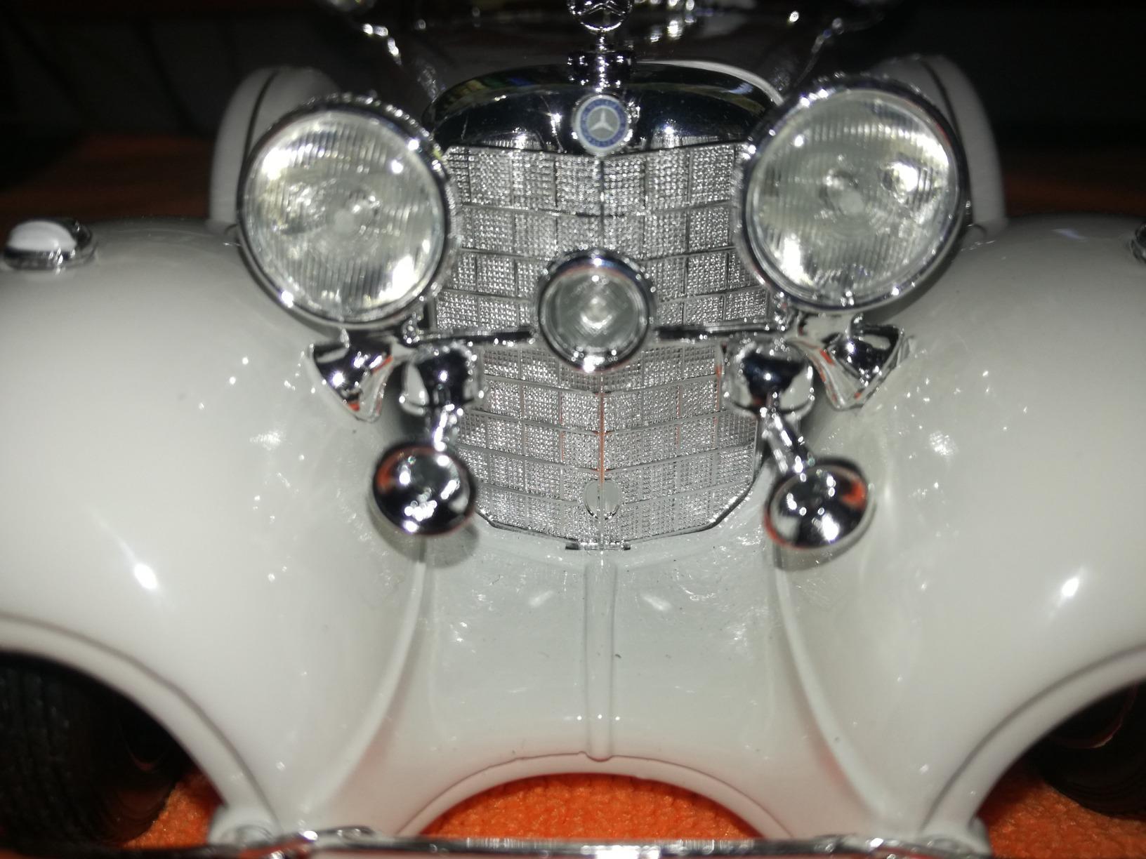 1936 Mercedes Benz 500 K Special Roadster White 1/18 Diecast Model Car by Maisto customer photo 2