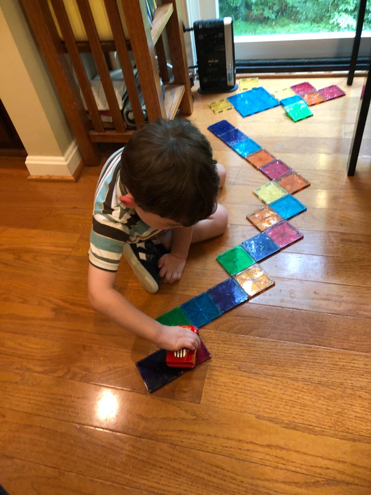 MAGNA-TILES Classic 100-Piece Magnetic Construction Set, The Original Magnetic Building Brand customer photo 1