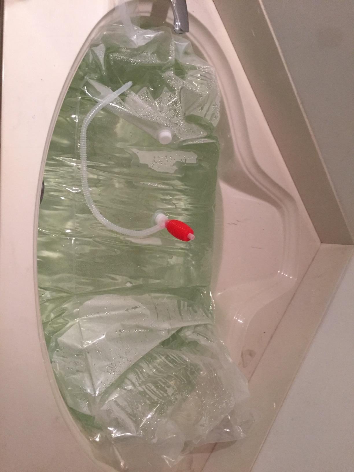 waterBOB Bathtub Emergency Water Storage Bladder Up To 100 Gallon Capacity - Food Grade Liner with Hand Pump for Hurricane and Disaster Preparedness - BPA Free Drinking Water Container customer photo 2