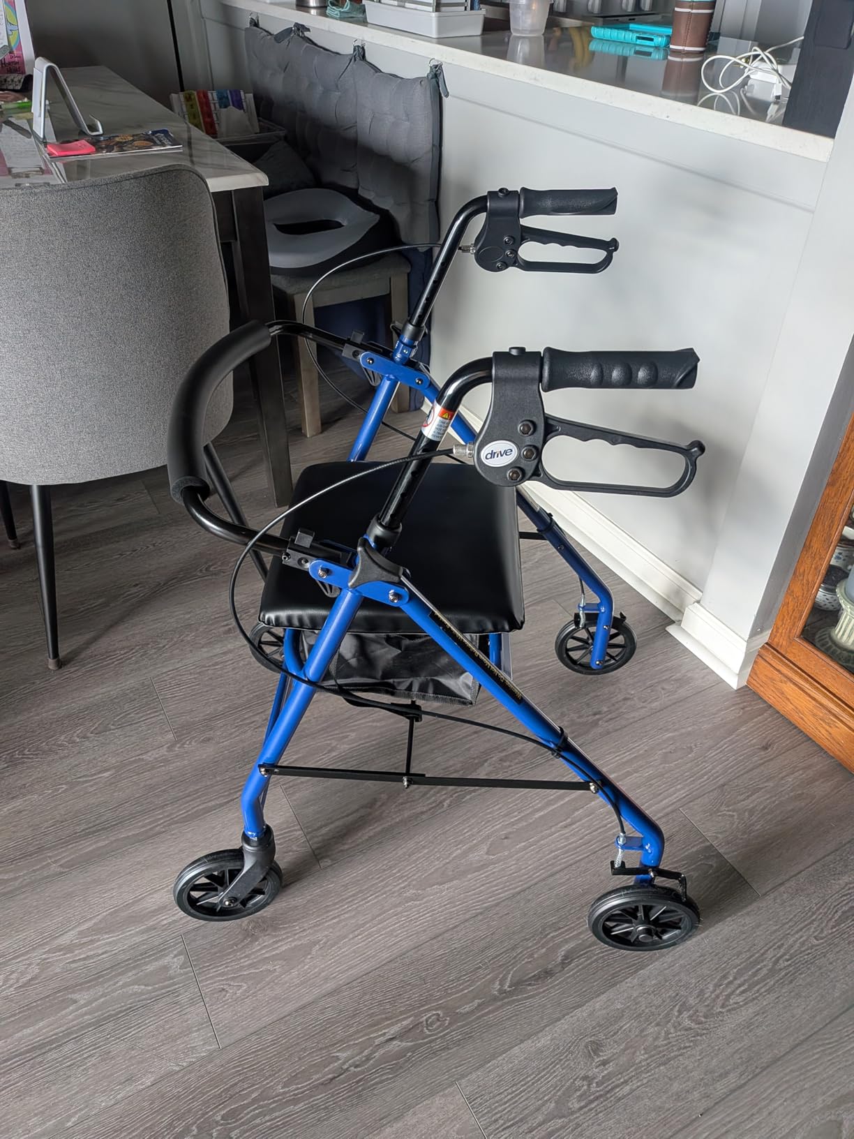 Drive Medical Aluminum Rollator Walker, Padded Seat, 6-Inch Wheels, Blue customer photo 1