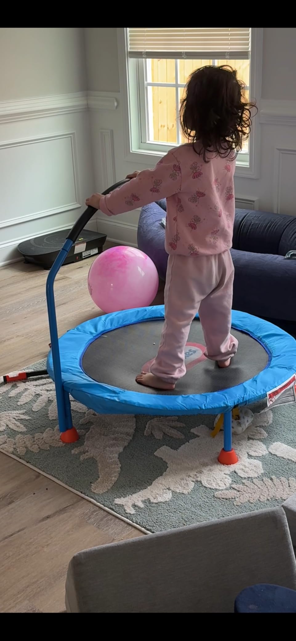 Little Tikes 3' Trampoline (Amazon Exclusive) customer photo 1