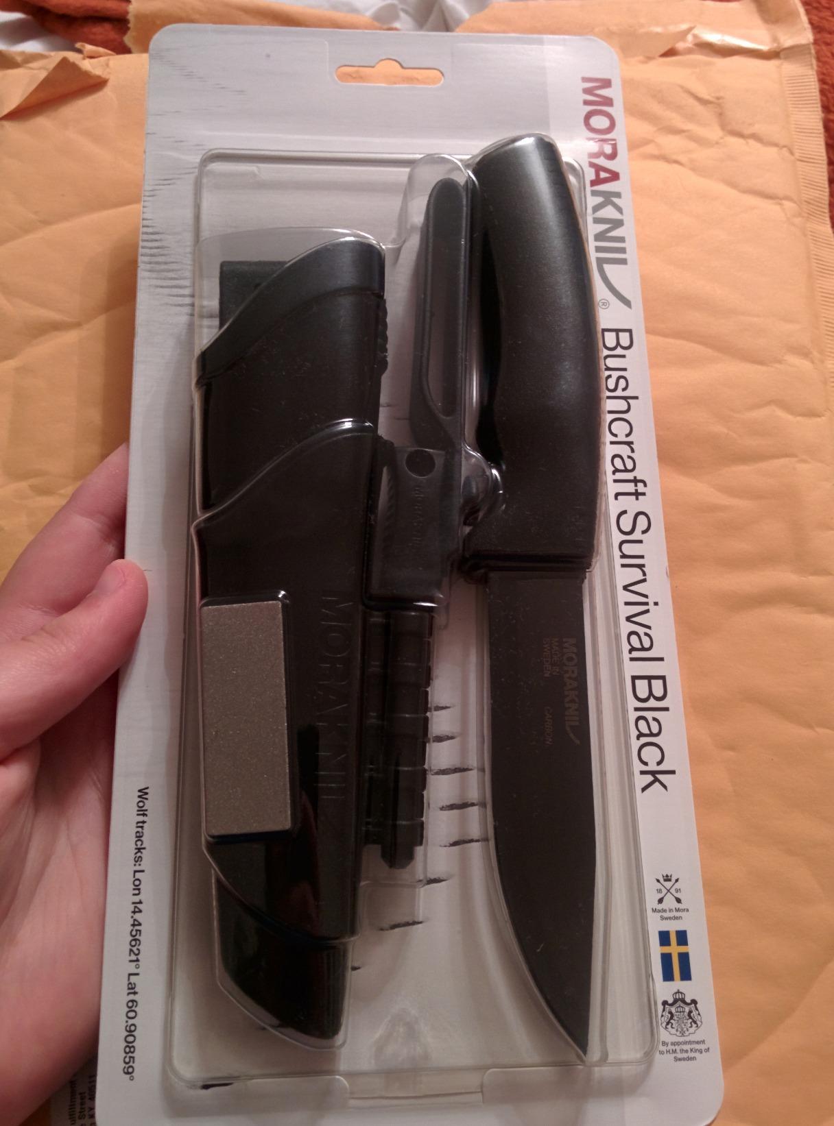 Morakniv Carbon Steel Fixed-Blade Bushcraft Survival Knife with Sheath and Fire Starter, Black, 4.3 Inch customer photo 2