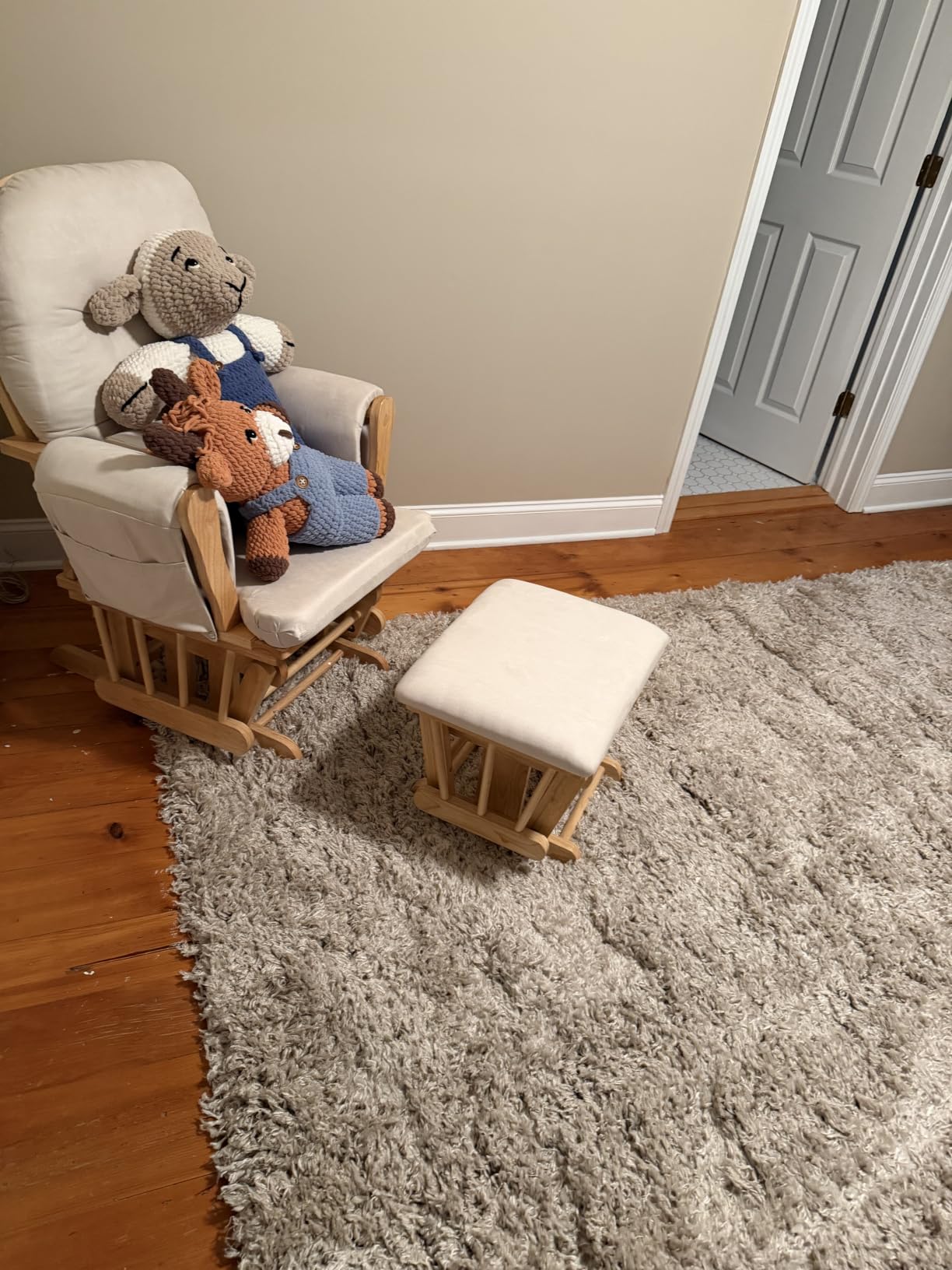 Storkcraft Premium Hoop Glider & Ottoman, White/Gray customer photo 1