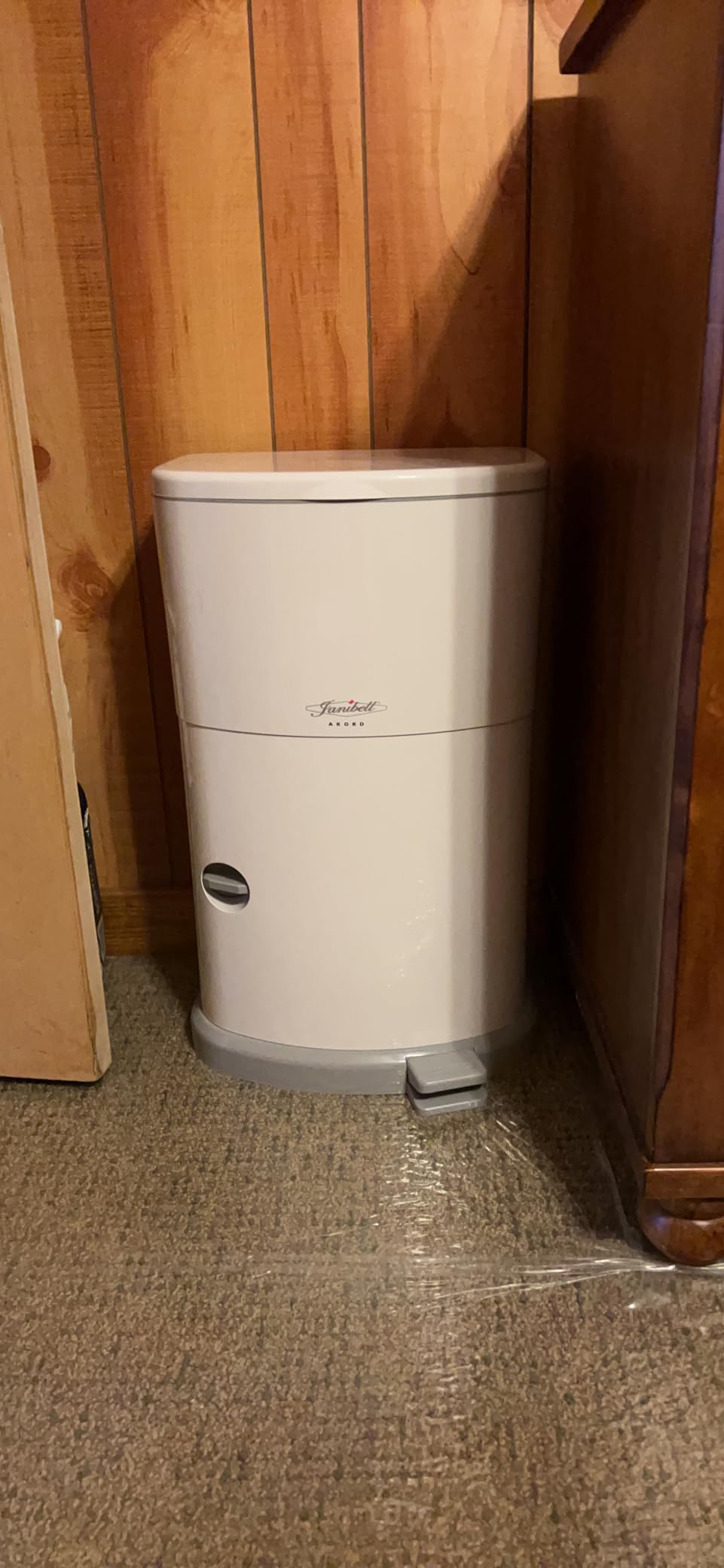 Janibell Akord 330 Adult Diaper Pail System - Holds Up to 35 Adult Diapers per Load, 560 Diapers per Refill Roll, 11-Gallon Hands-Free Step-On Trash Can, Odor-Locking Double Seal, White Resin customer photo 2