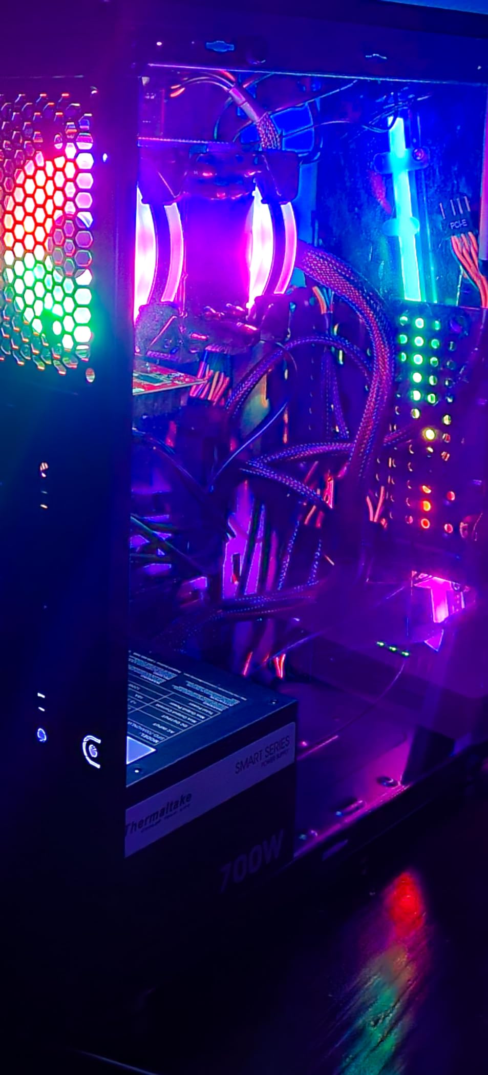 Thermaltake Smart 700W 80+ White Certified PSU, Continuous Power with 120mm Ultra Quiet Fan, ATX 12V V2.3/EPS 12V Active PFC Power Supply PS-SPD-0700NPCWUS-W customer photo 2