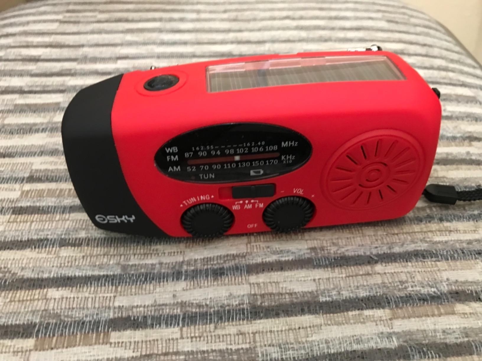 Esky Emergency Hand Crank Radio 7400mWh with 3 LED Flashlight, AM/FM/NOAA Portable Weather Radio with Built-in 2000mAh Battery, Solar Powered Radio for Indoor Outdoor Survival Camping, SOS Alarm customer photo 2
