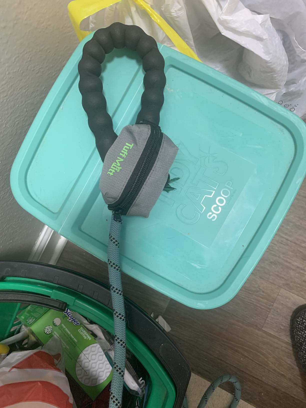 Tuff Mutt Dog Poop Bag Holder for Leashes with Velcro Attachment customer photo 1