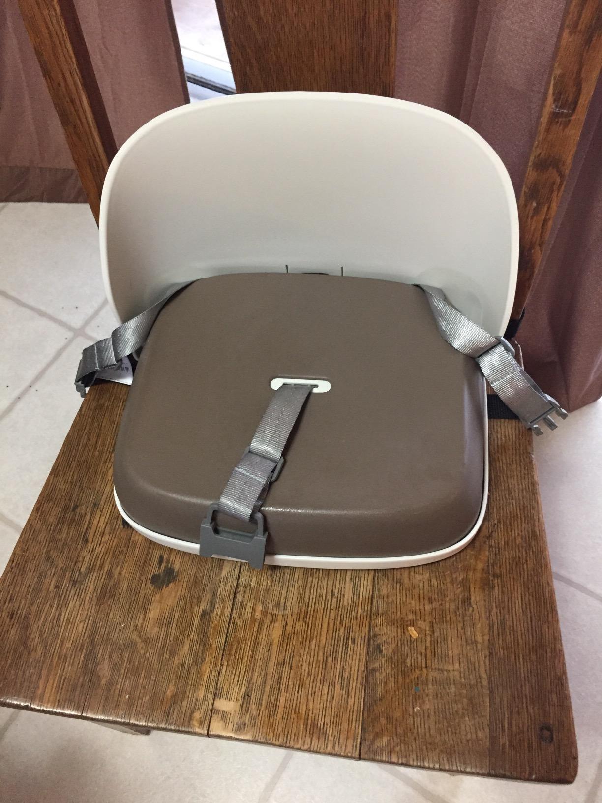 OXO Tot Perch Toddler Booster Seat for Kitchen Chair with Straps, Gray | Portable Travel Booster Seat, Straps Securely To Dining Chair, Compact Fold, Wipeable Seat, Ideal For Toddlers Ages 1 And Up customer photo 1