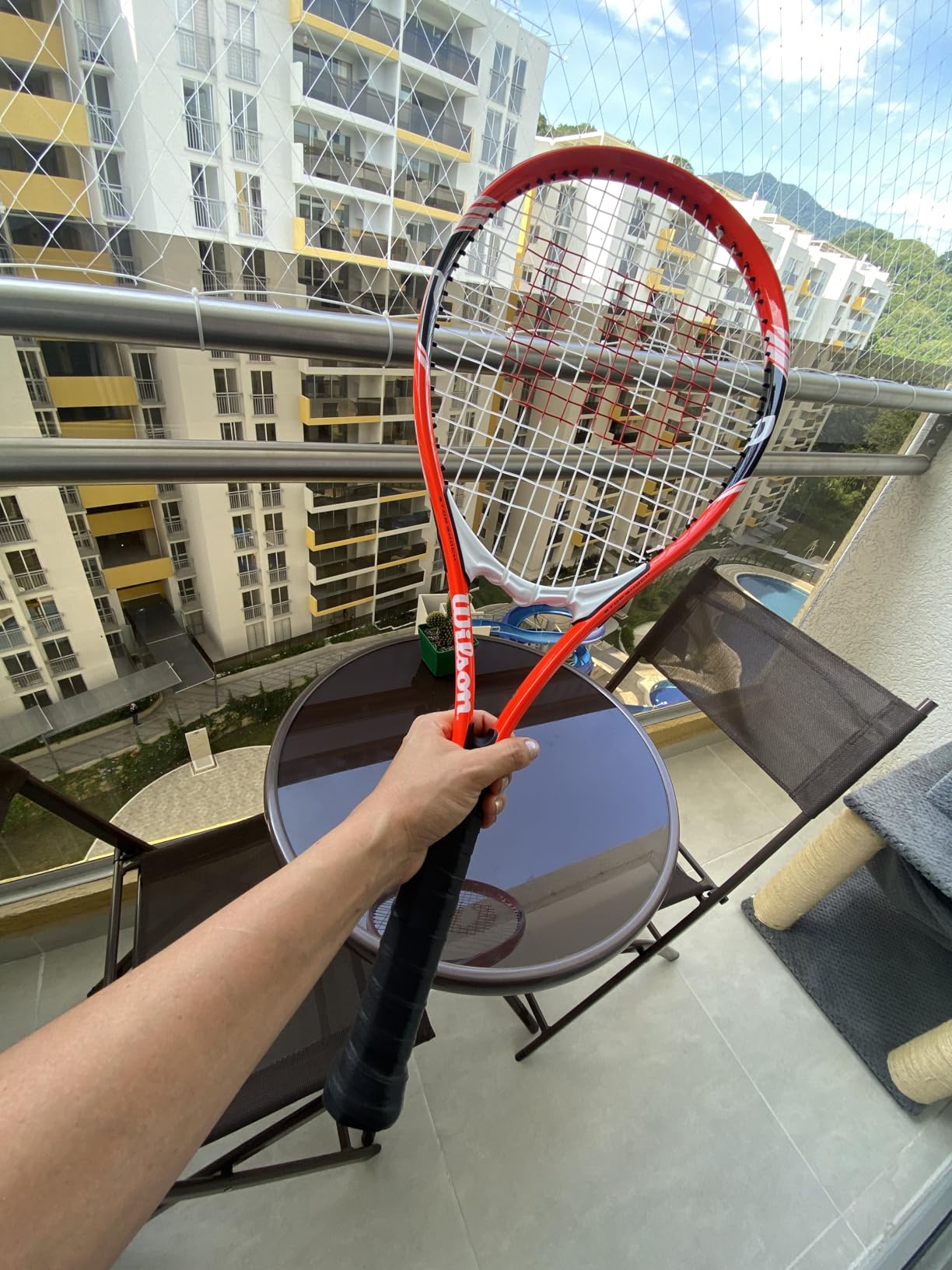Wilson Federer Adult Recreational Tennis Racket - Grip Size 3 - 4 3/8