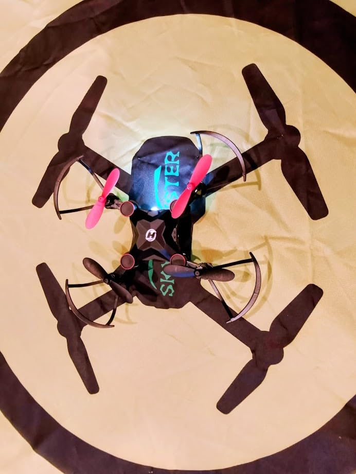 Holy Stone HS190 Foldable Mini Nano RC Drone for Kids Gift Portable Pocket Quadcopter with Altitude Hold 3D Flips and Headless Mode Easy to Fly for Beginners customer photo 1