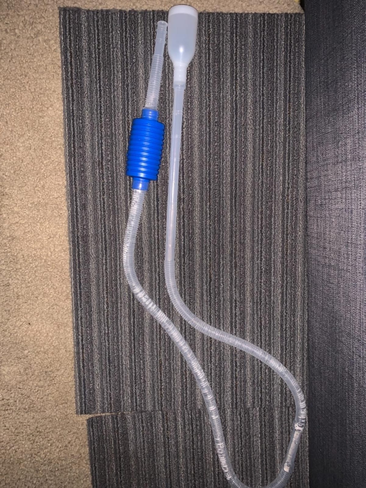 Luigi's Fish Tank Cleaner - Turtle Tank Accessories - Gravel Vacuum for Aquarium - Hand Siphon Hose to Remove and Change Water or Sand in Minutes - Aquarium Cleaning Tools customer photo 1