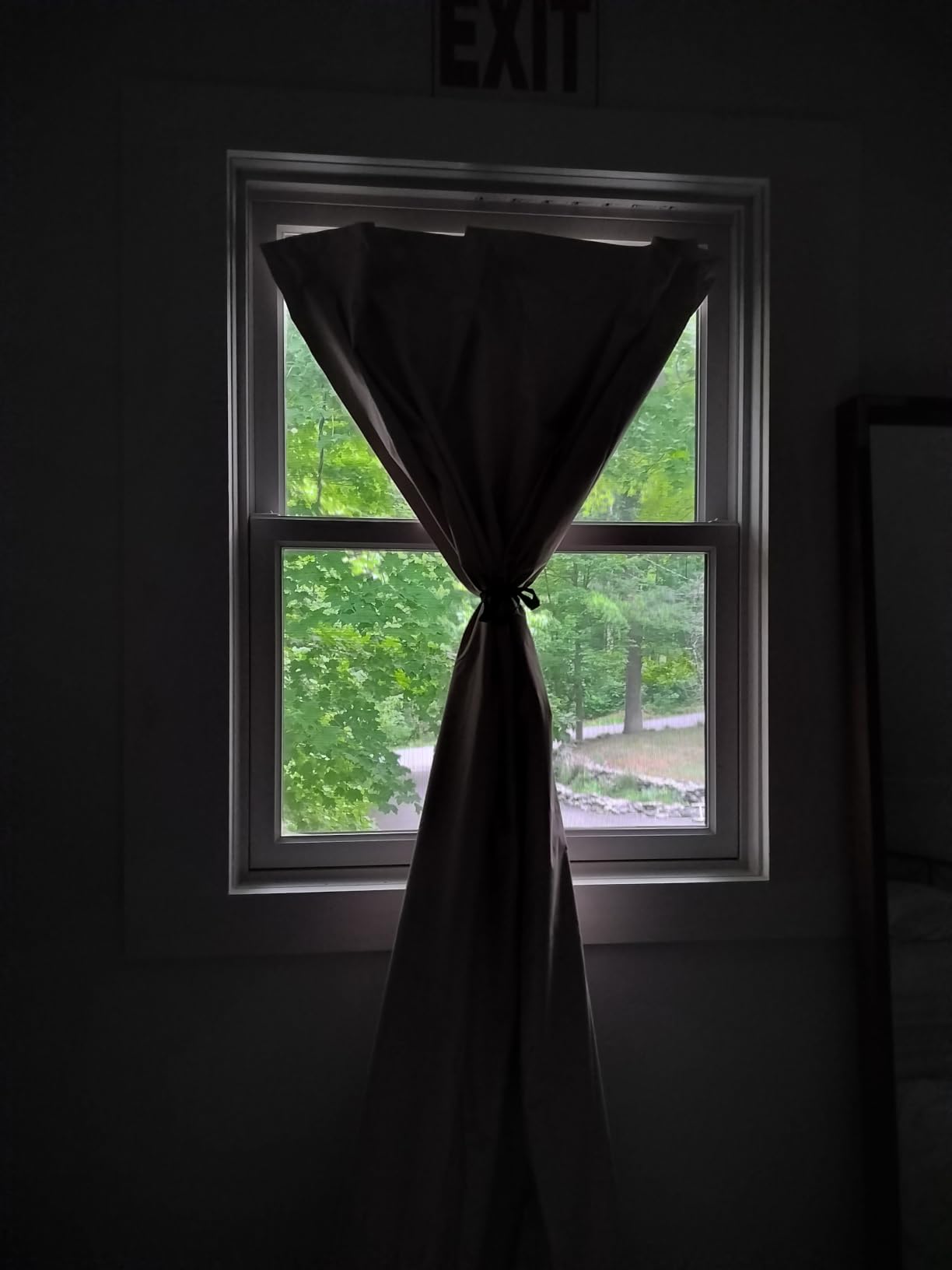 Amazon Basics Portable Room Darkening Blackout Curtain Shade with Suction Cups, Noise Reduction, 50