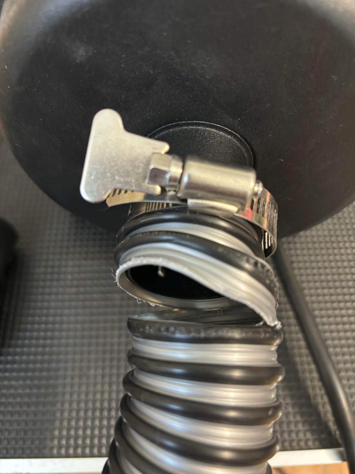 METROVAC MB-3 Air Force Master Blaster Pet Grooming Dryer - High Velocity Dog Hair Blower 8.0 HP Made in USA customer photo 1