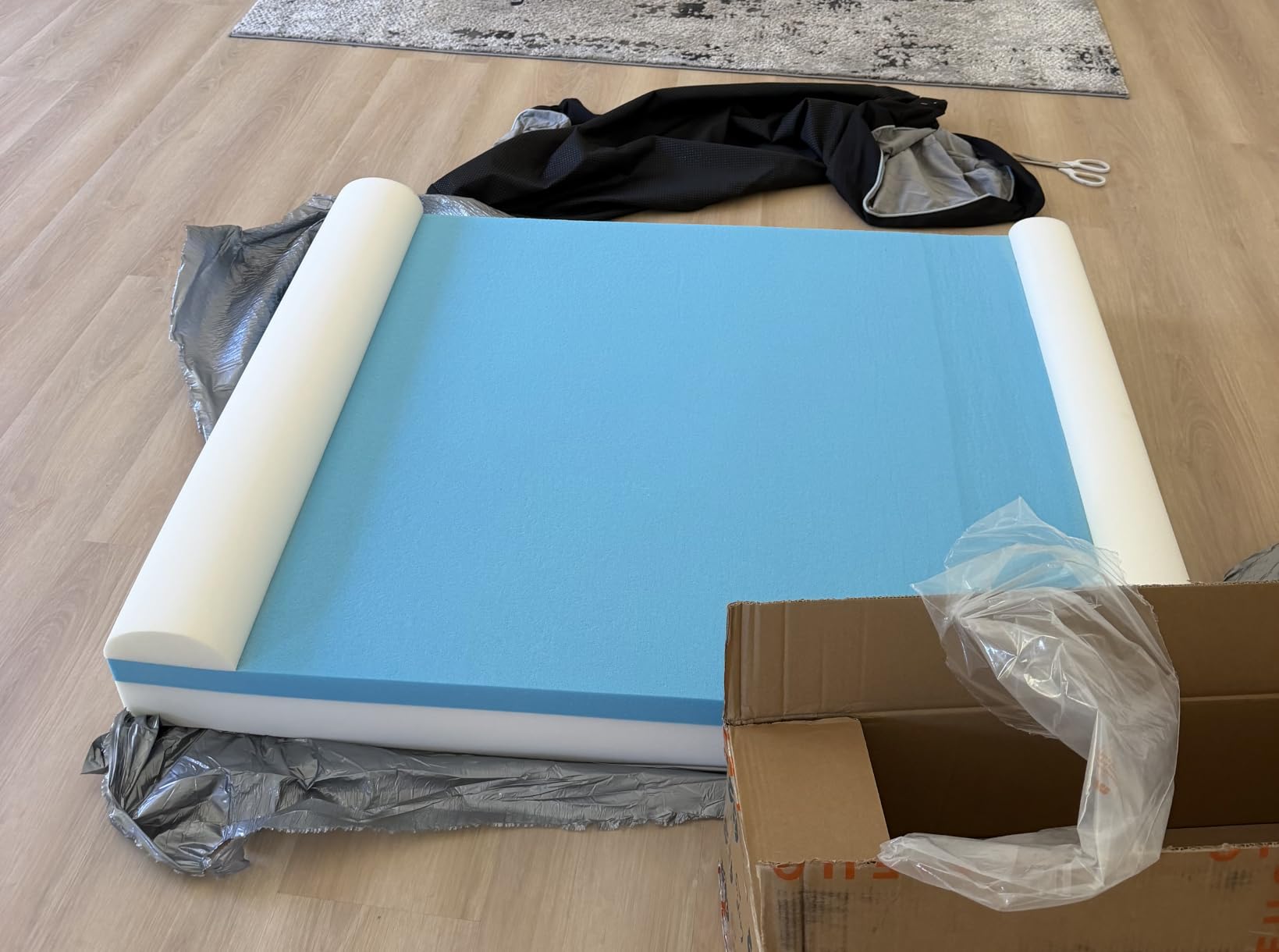 Laifug Orthopedic Dog Bed, Slate Grey 50''x36''x10'', Memory Foam customer photo 1