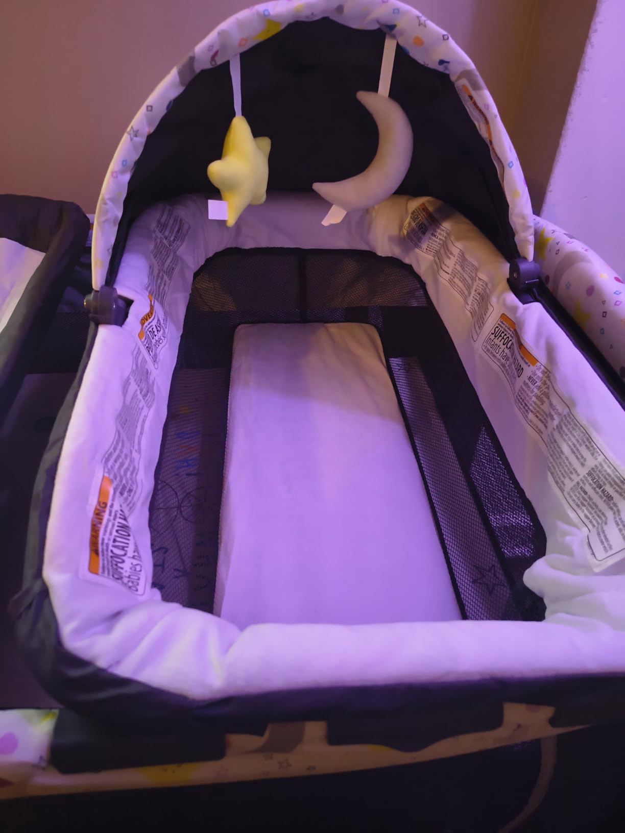 Baby Trend Lil' Snooze Deluxe II Nursery Center, Twinkle Twinkle Little Moon customer photo 2