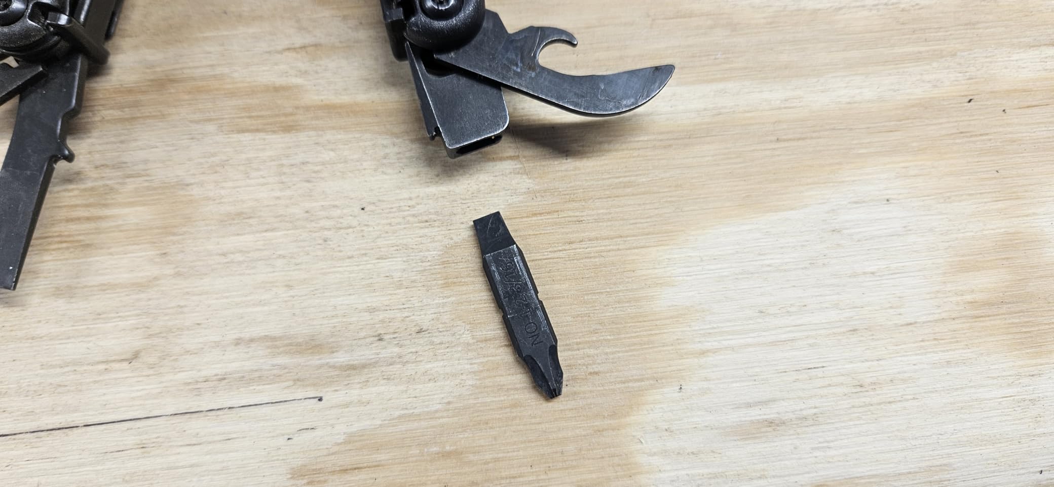 LEATHERMAN Wave Plus 18-in-1 Multi-Tool, DIY and Outdoors, Black | Outside-Accessible Blades, Replaceable Wire Cutters, Spring-Action Scissors, Locking Tools customer photo 1