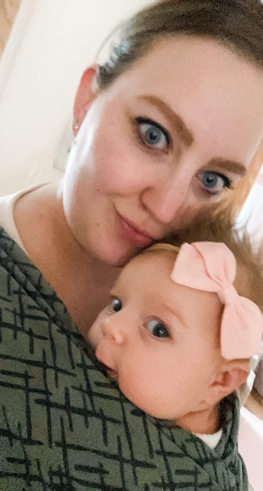Moby Baby Wrap Carrier Classic for Newborns to Toddlers (8-33lbs), Infant Sling Carrier, Lightweight & Hands Free Design, Adjustable for All Body Types (Pear) customer photo 1